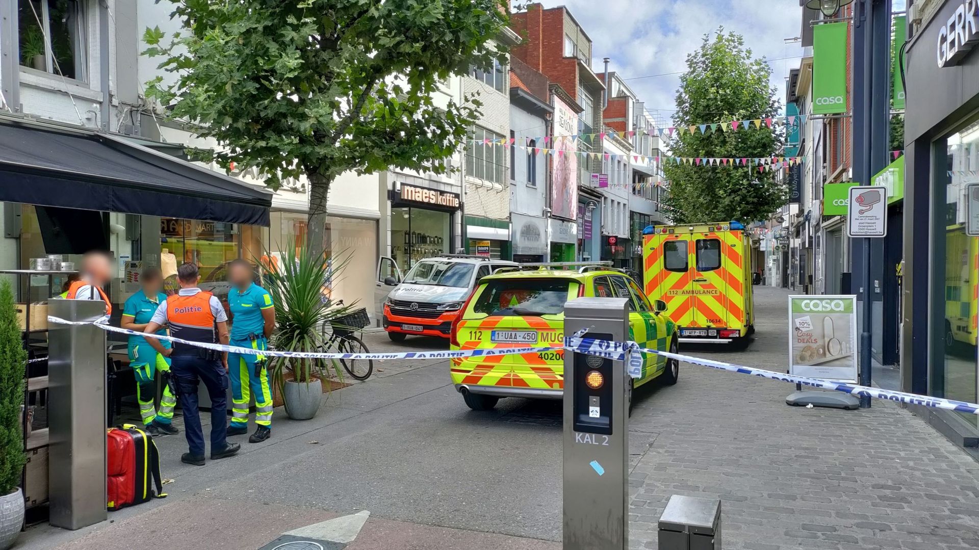 La Koning Albertstraat bouclée lors de la prise d’otage présumée à Hasselt.