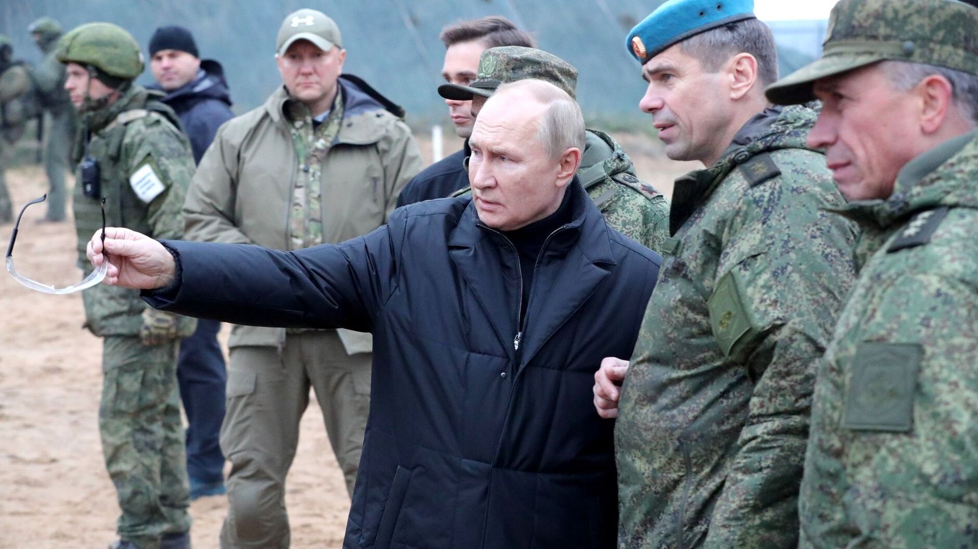Vladimir Poutine à Ryazan pour assister à l’entraînement des militaires russes.