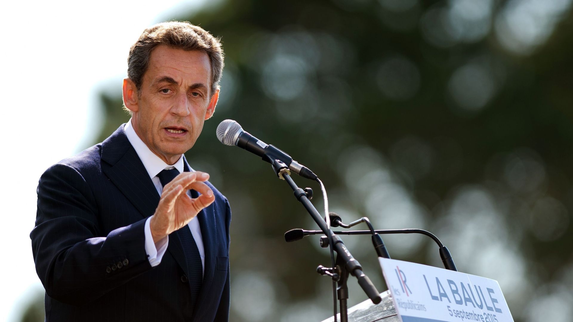 Sarkozy pour des "centres de rétention des migrants" en Afrique, Serbie et Bulgarie