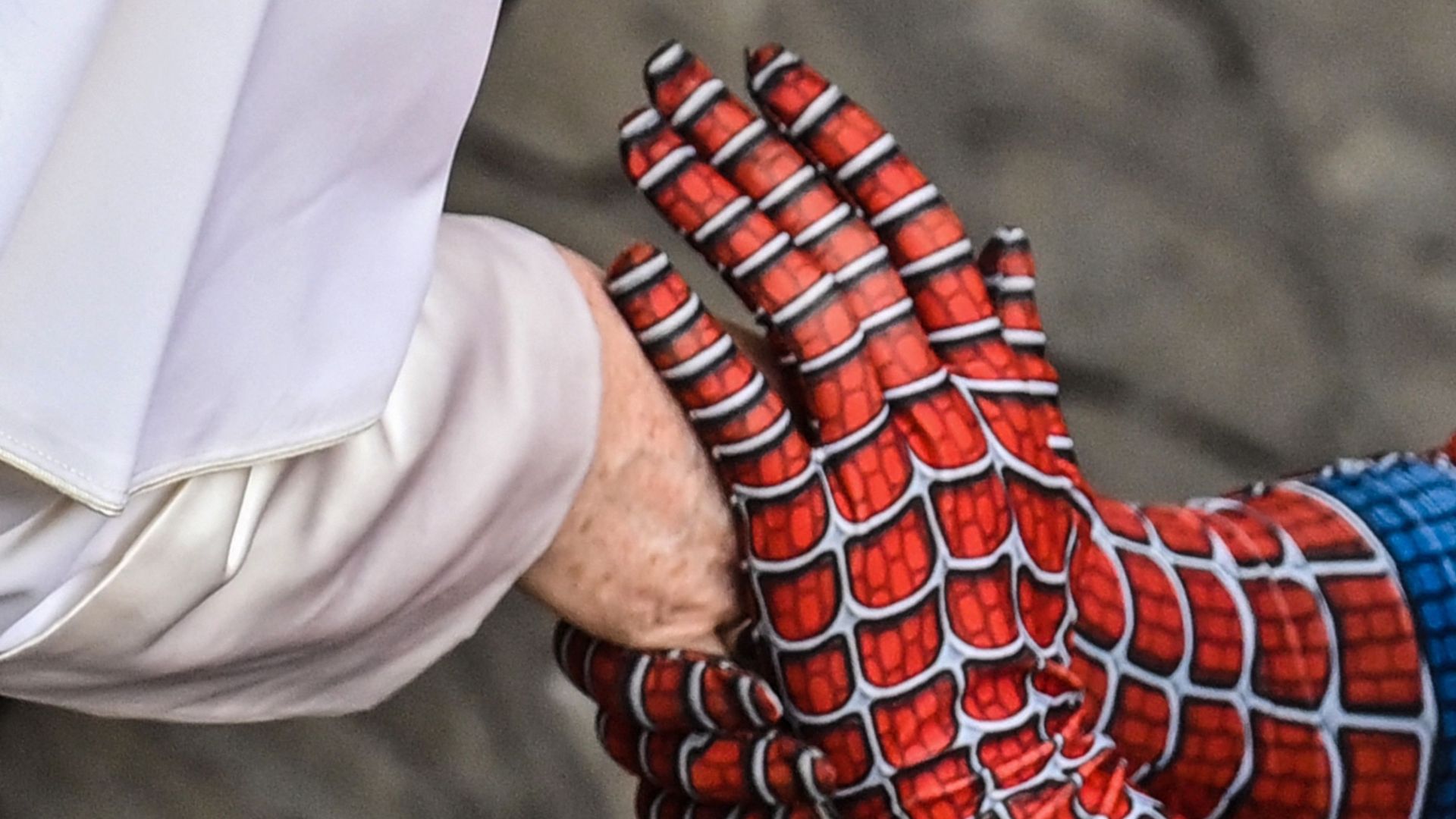 "Spider-Man" reçu en audience par le pape