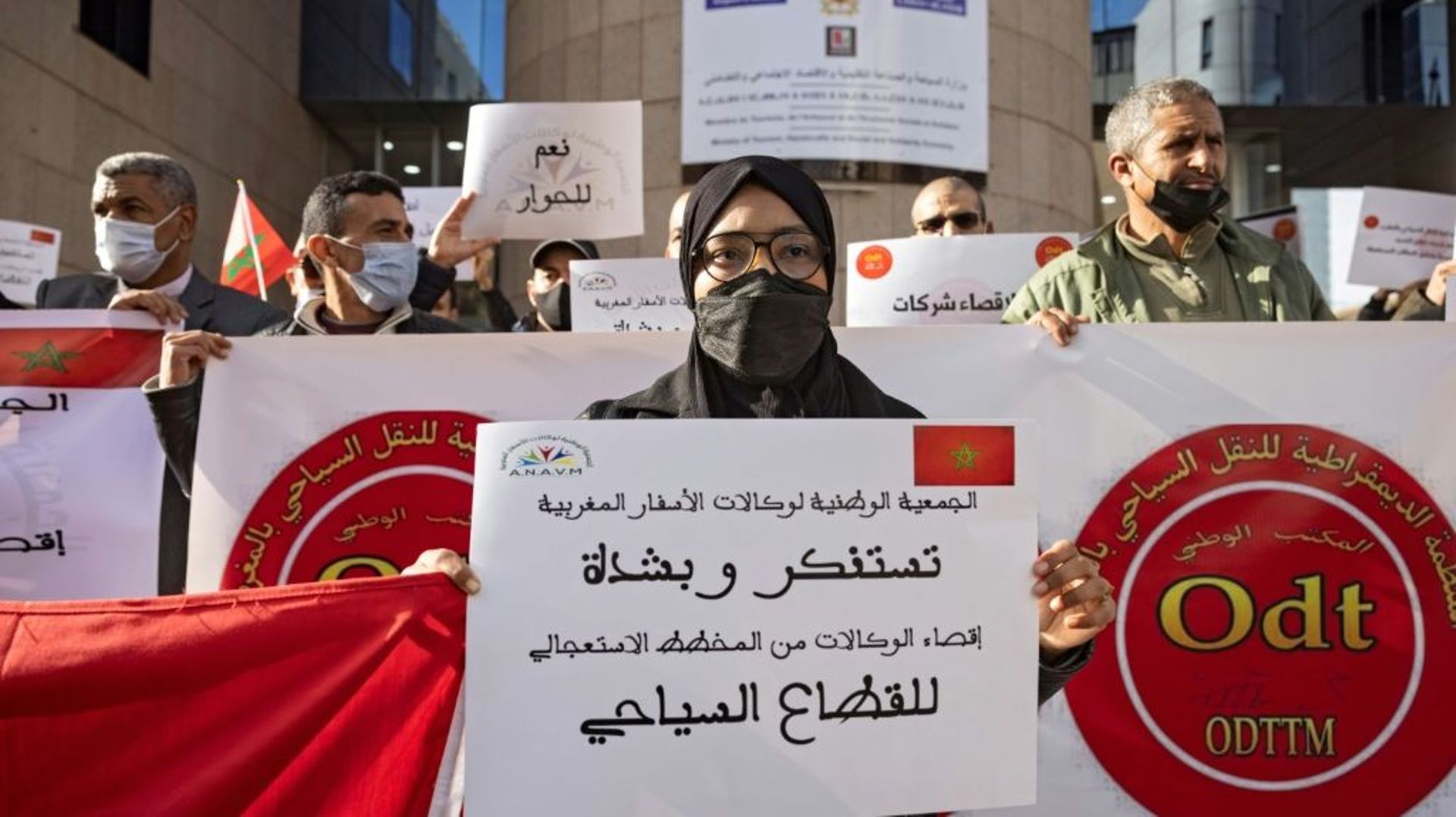 Des voyagistes manifestent contre la fermeture des frontières, le 26 janvier 2022 à Rabat