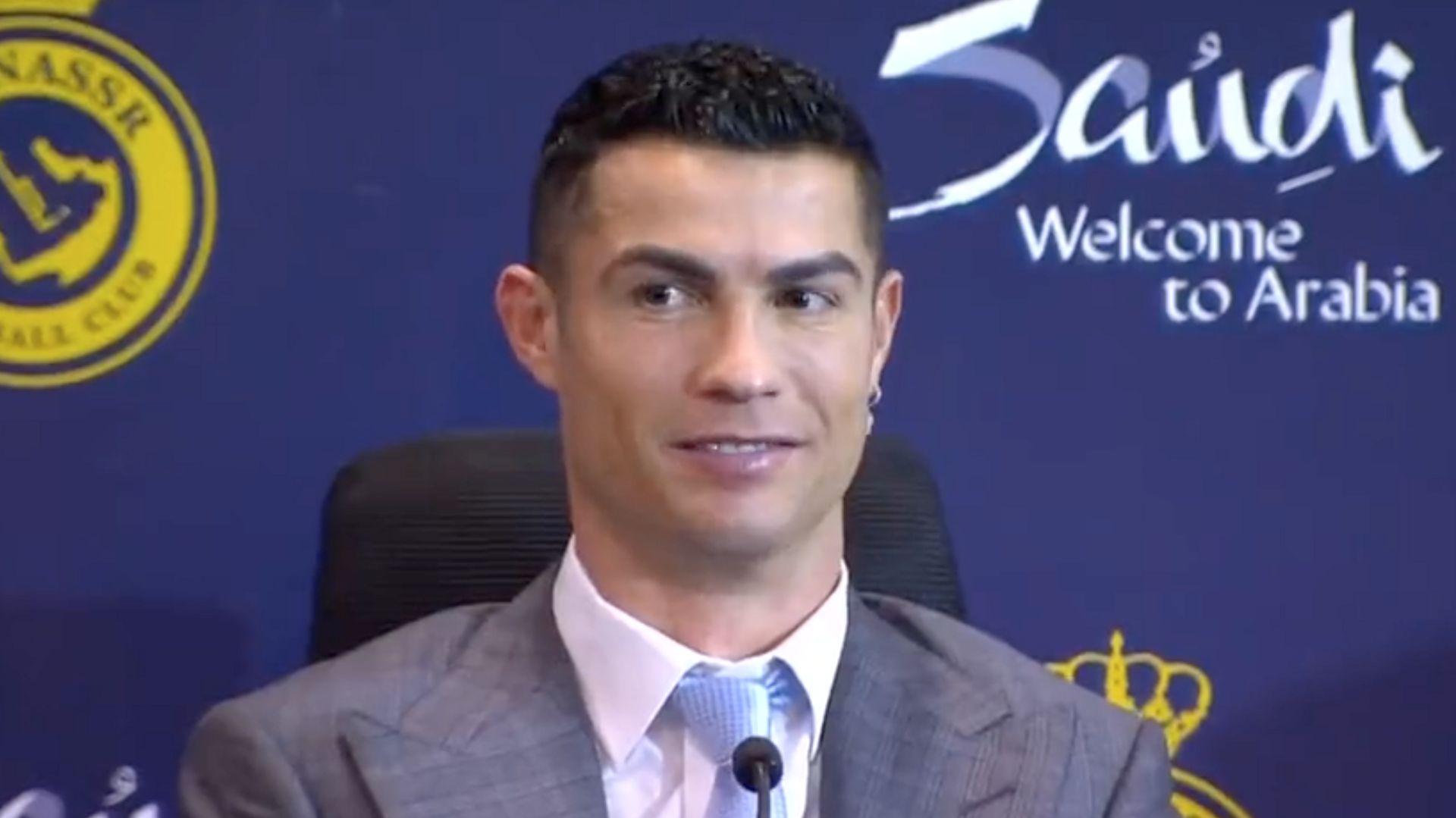 ‘Suiiii’: when a journalist surprises Cristiano Ronaldo with his own scream at a press conference