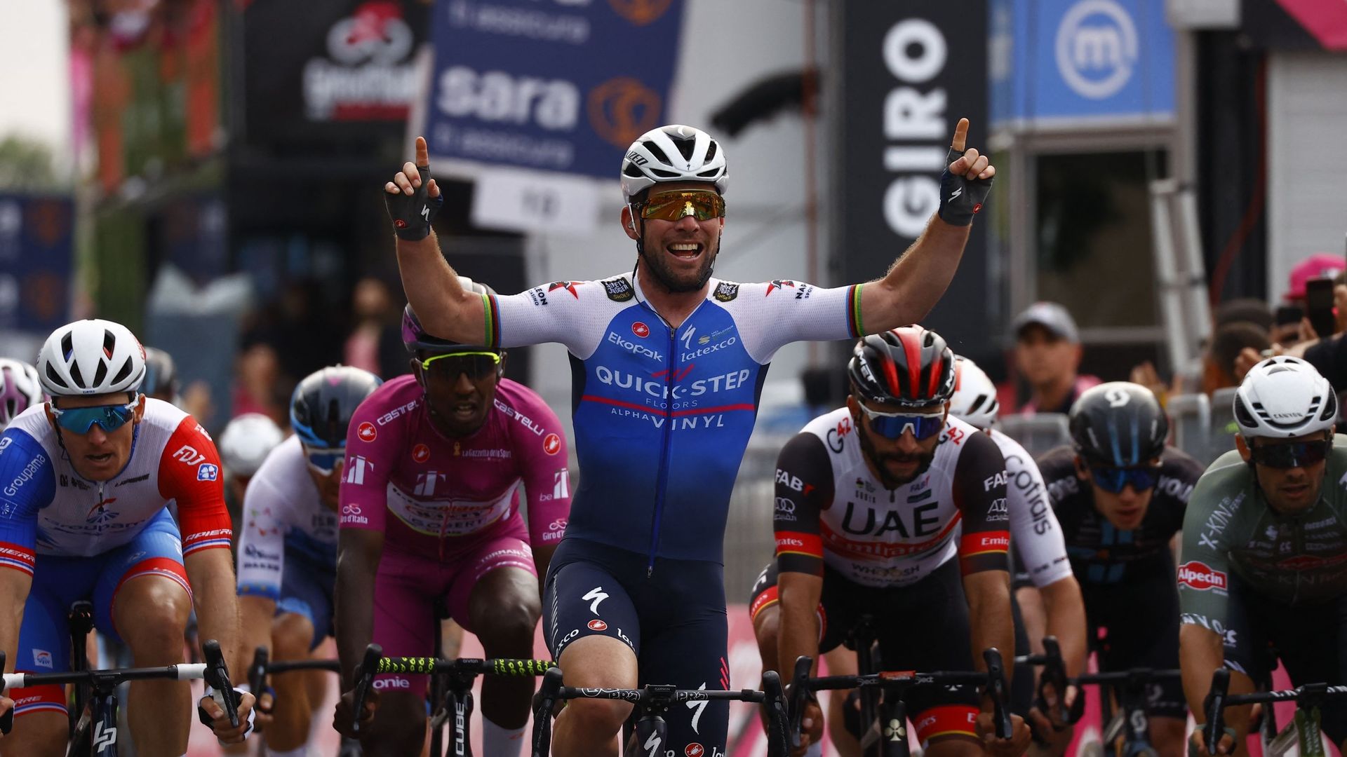 Mark Cavendish a ramené à Quick-Step sa première victoire sur le Giro depuis 2018.