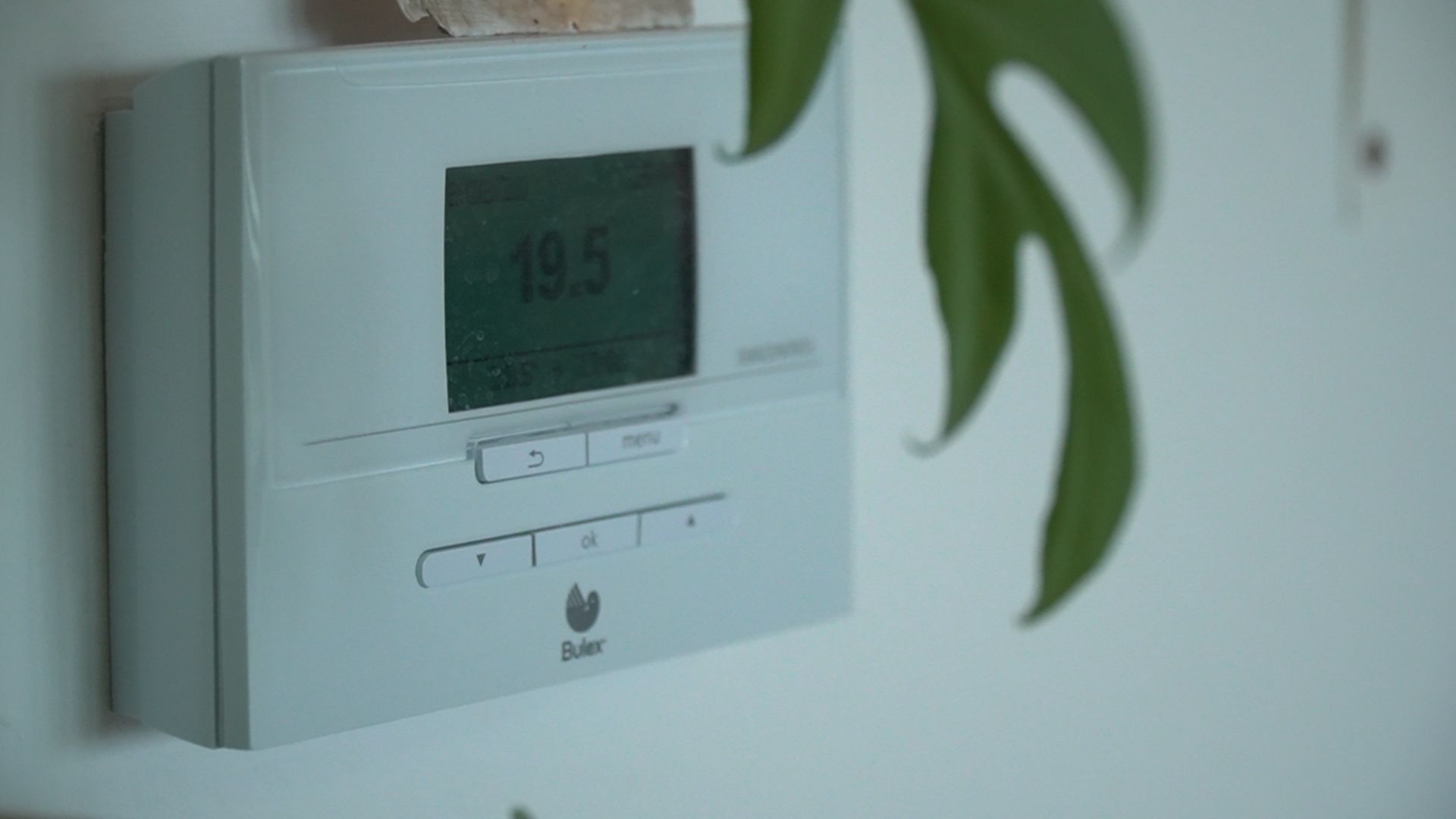 La température idéale dans une habitation est de 19°C. Pour les chambres, réglez les vannes des radiateurs sur 2 afin de conserver une température autour de 16-17°C.