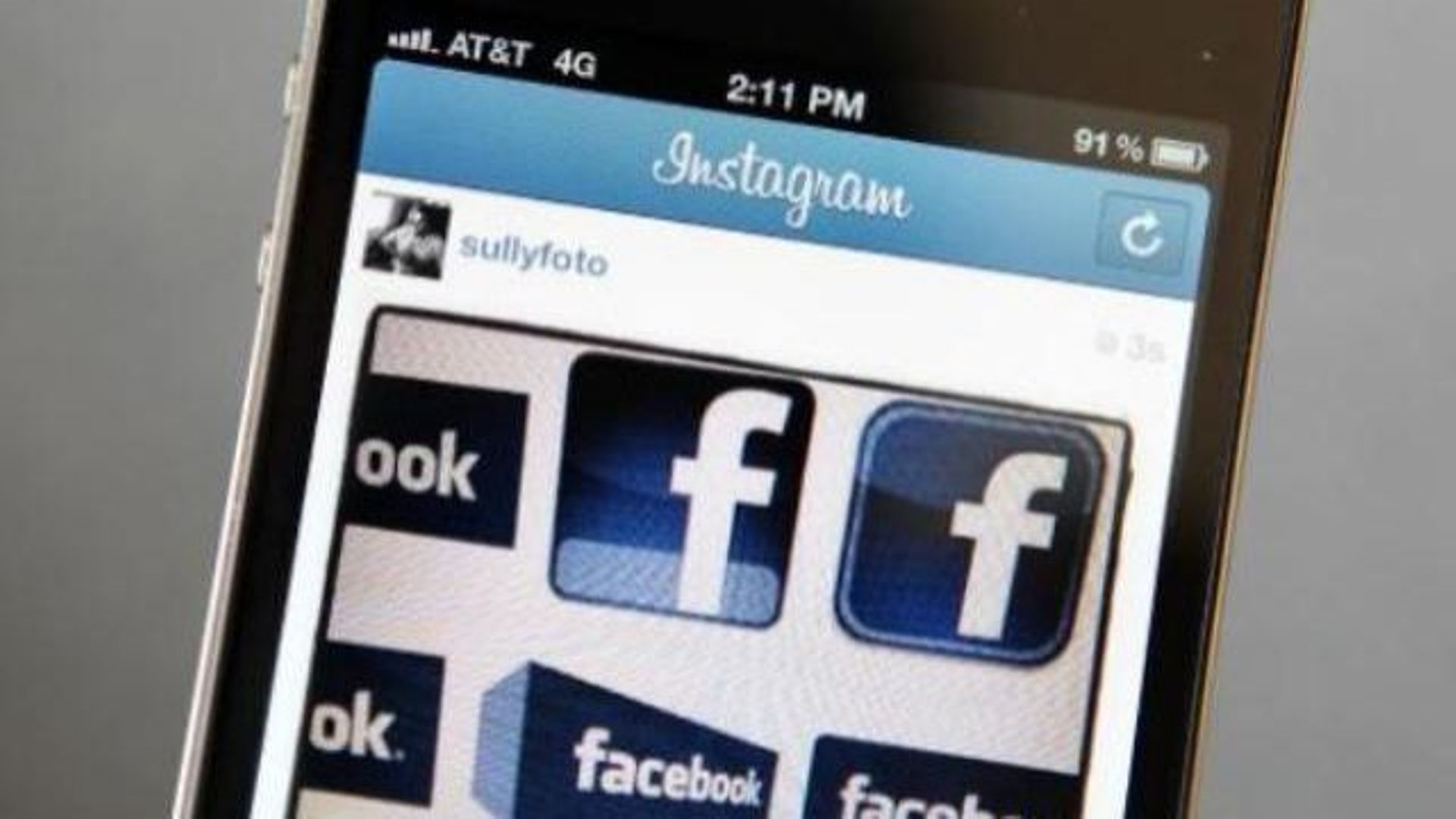 Facebook reprend Tagtile, une solution de "carte de fidélité" virtuelle