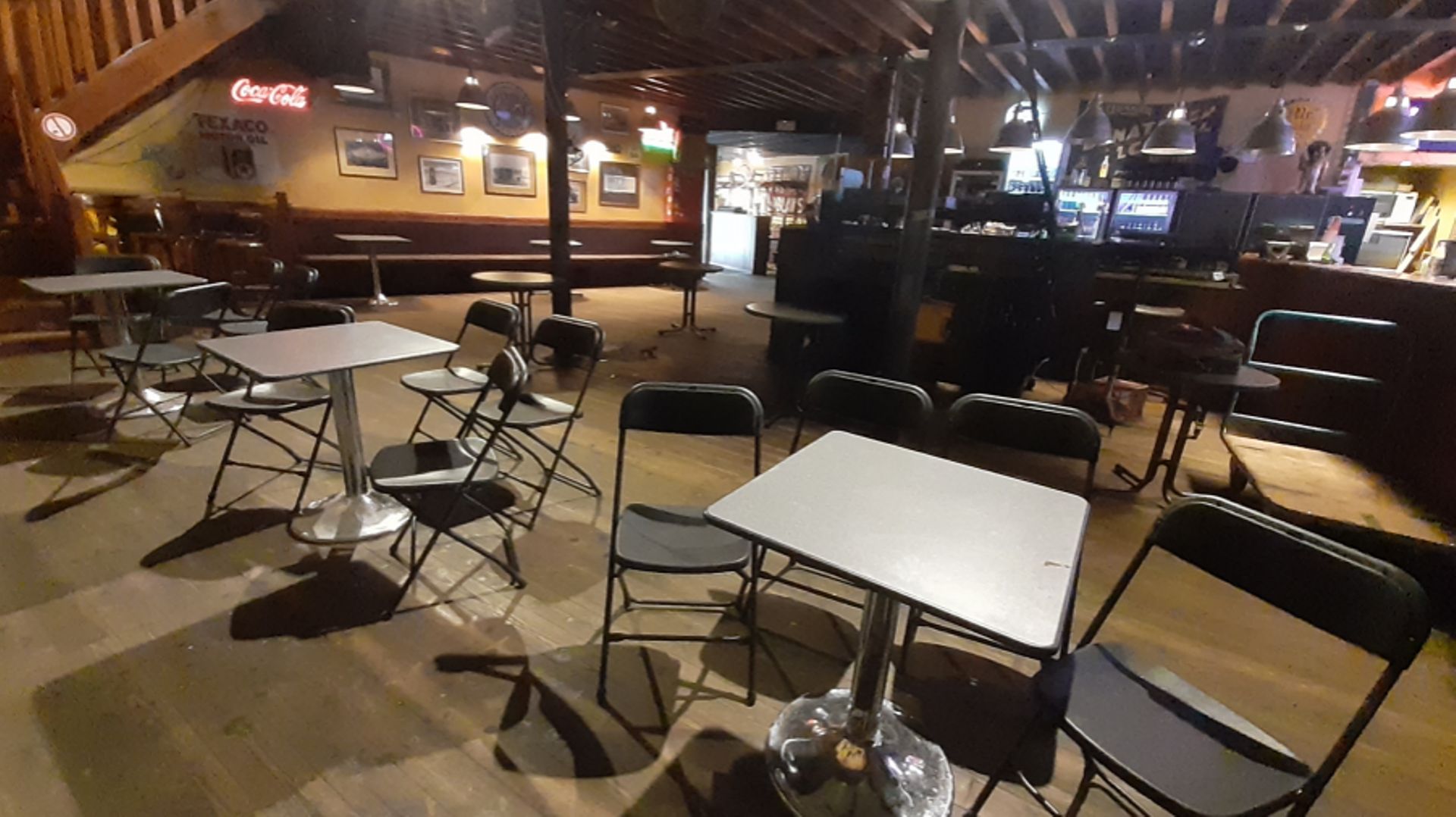 Le Spirit of 66 rouvre ce vendredi soir dans une salle en configuration Covid, avec tables et chaises. 