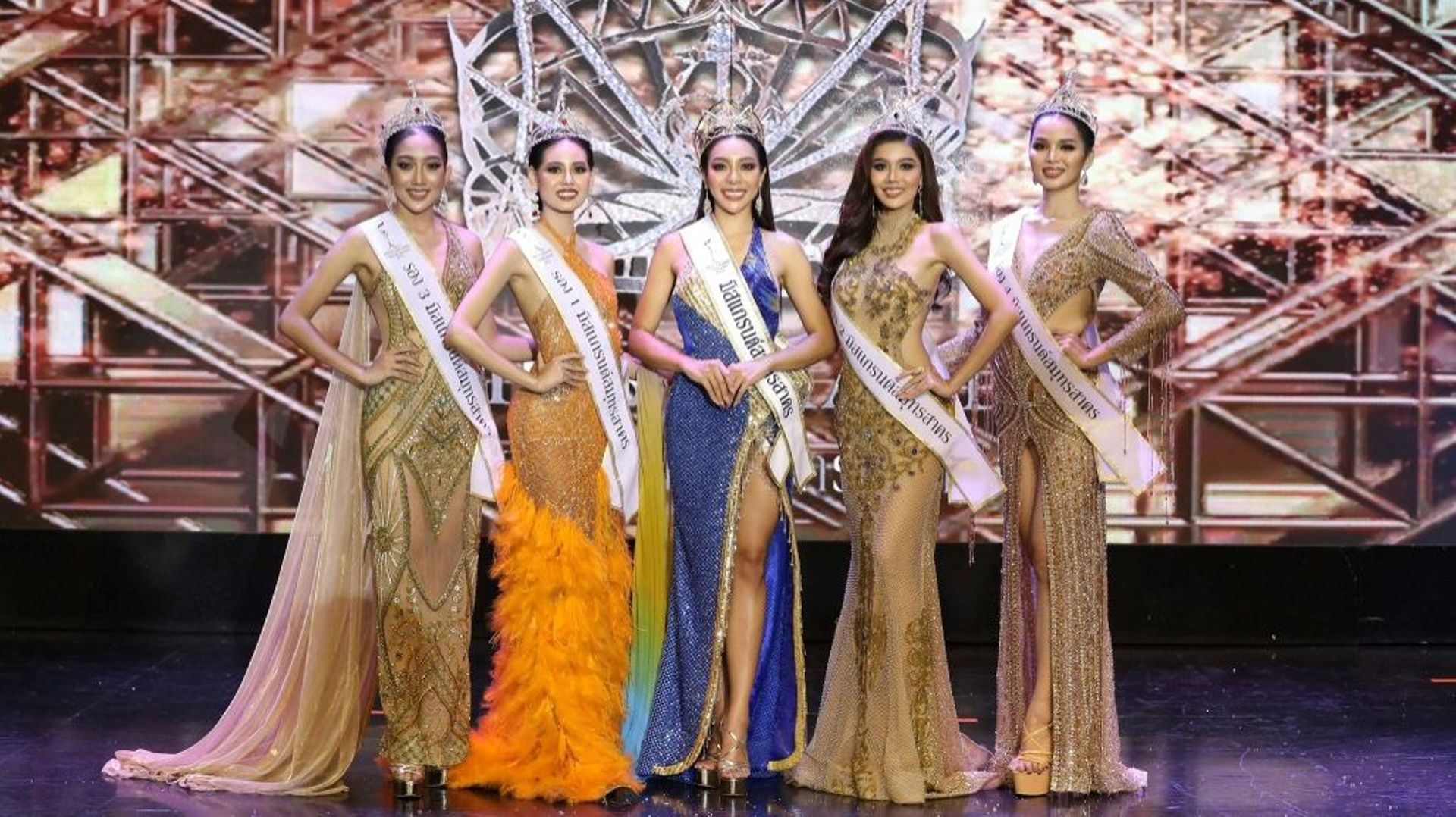 Des reines de beauté thaïlandaises le 27 juin 2021 à Bangkok dans une image diffusée par le councours