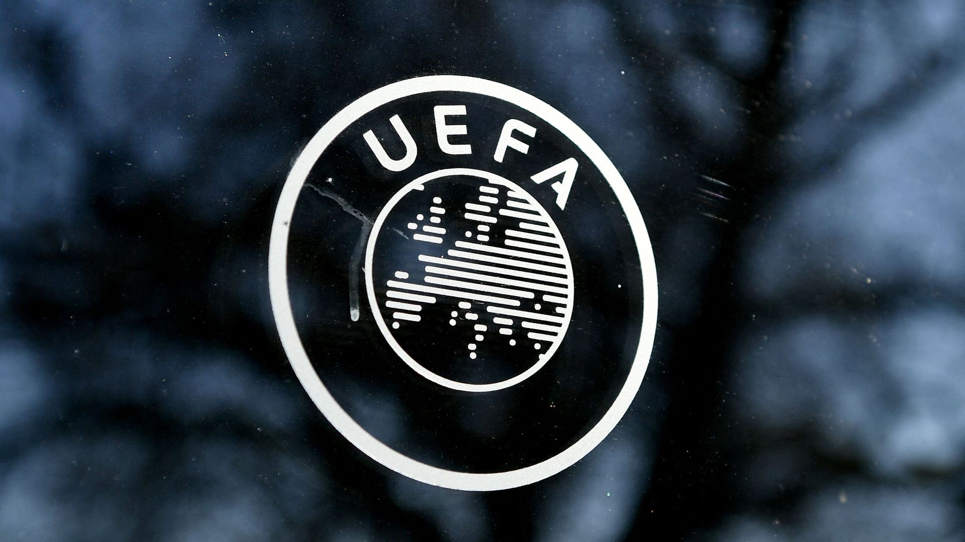 L’UEFA a rencontré le promoteur de la Superligue mais assure qu’il "n’est pas prévu de modifier le format de la Champions League"