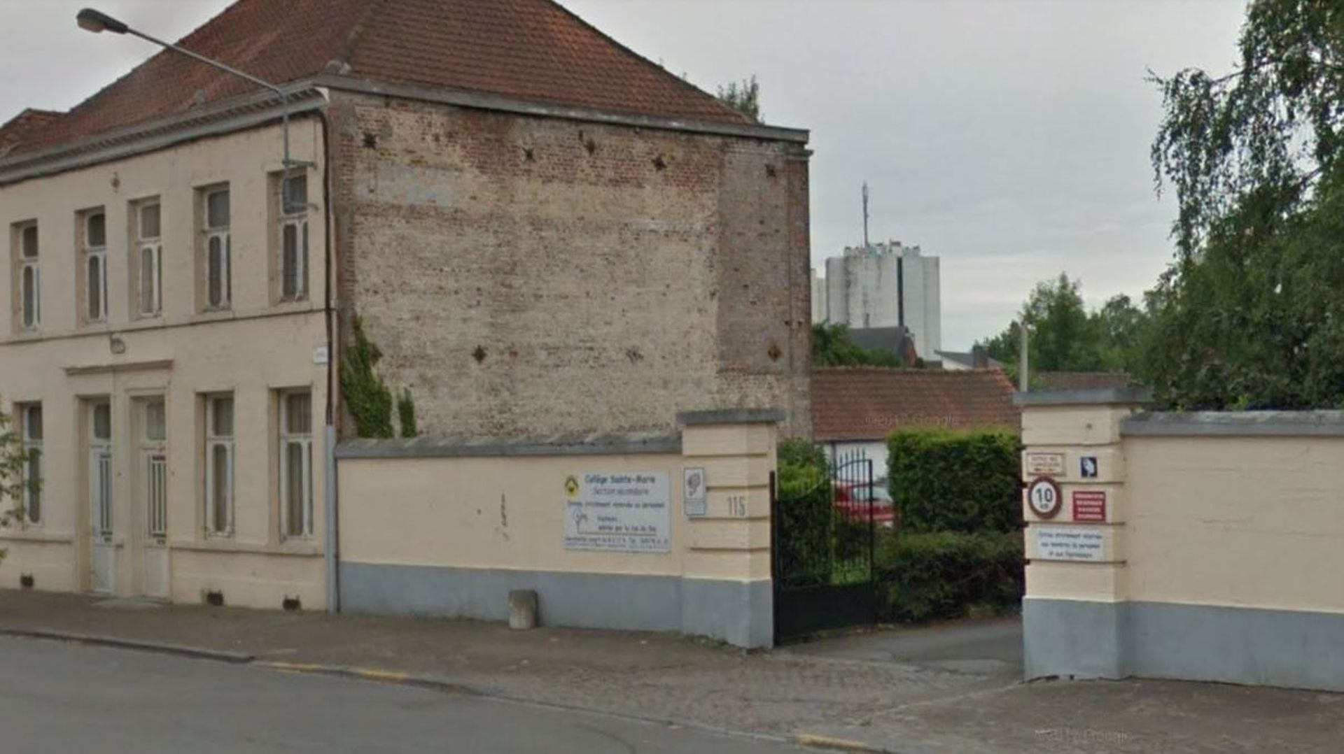 SaintGhislain la difficile mission des gardiens de la paix devant les