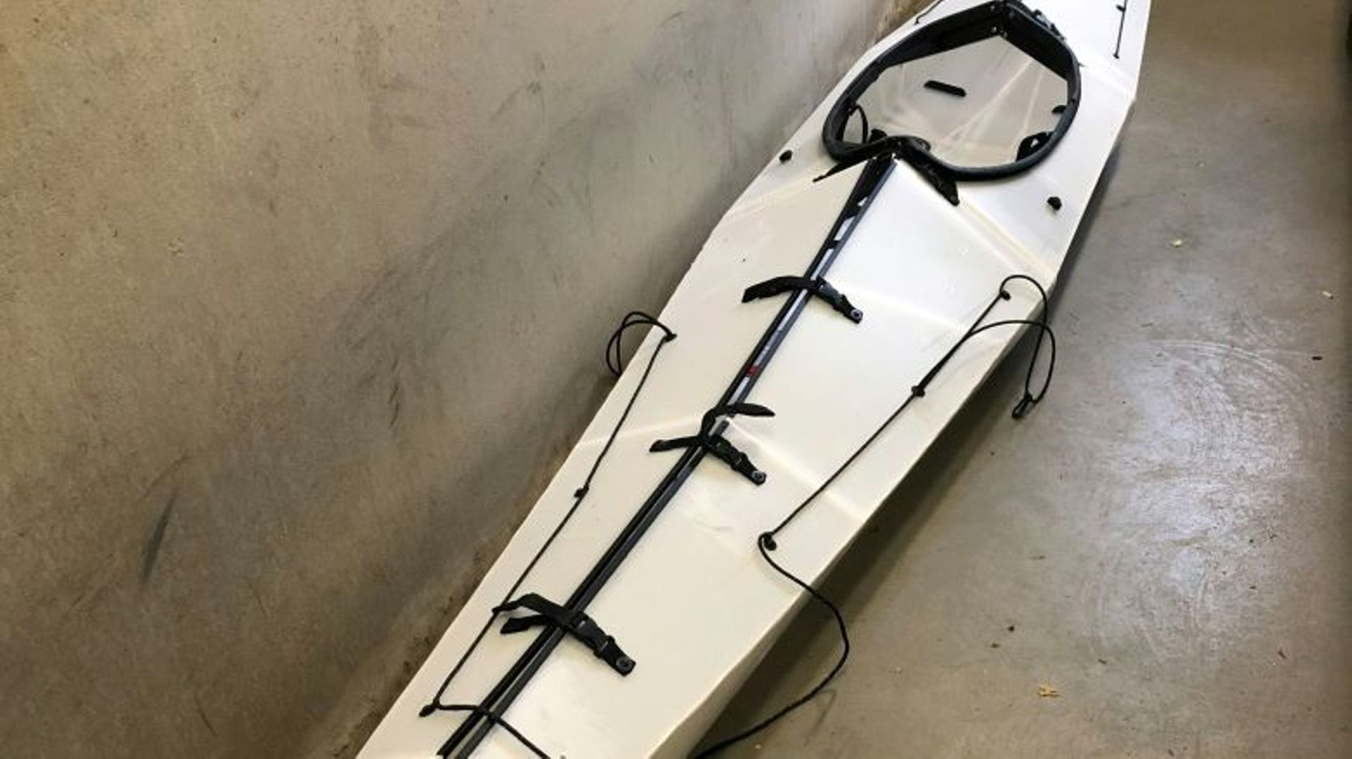 Kayak qui aurait été utilisé par Arjen Kamphuis, sur une photo fournie par la police norvégienne le 13 septembre 2018