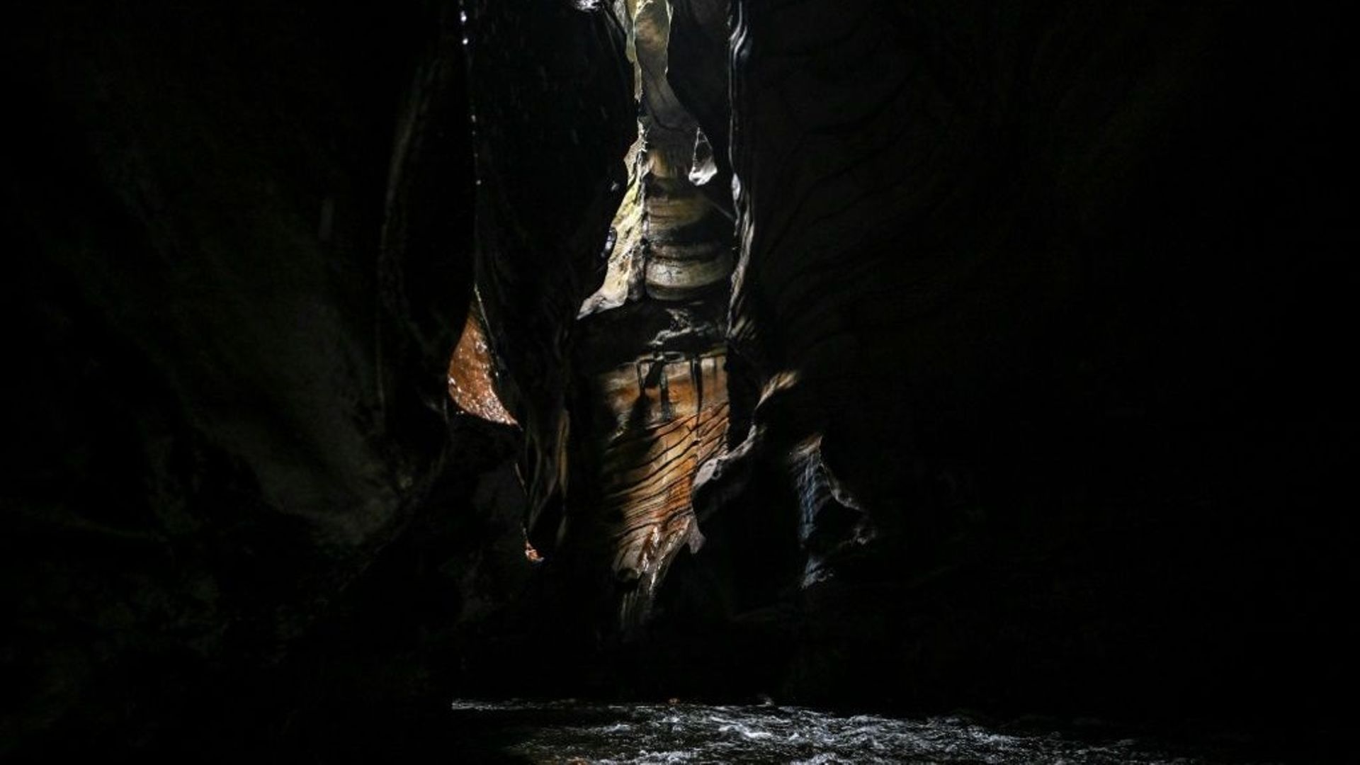 En Colombie, l'ancien canyon des guérilleros révèle sa beauté.