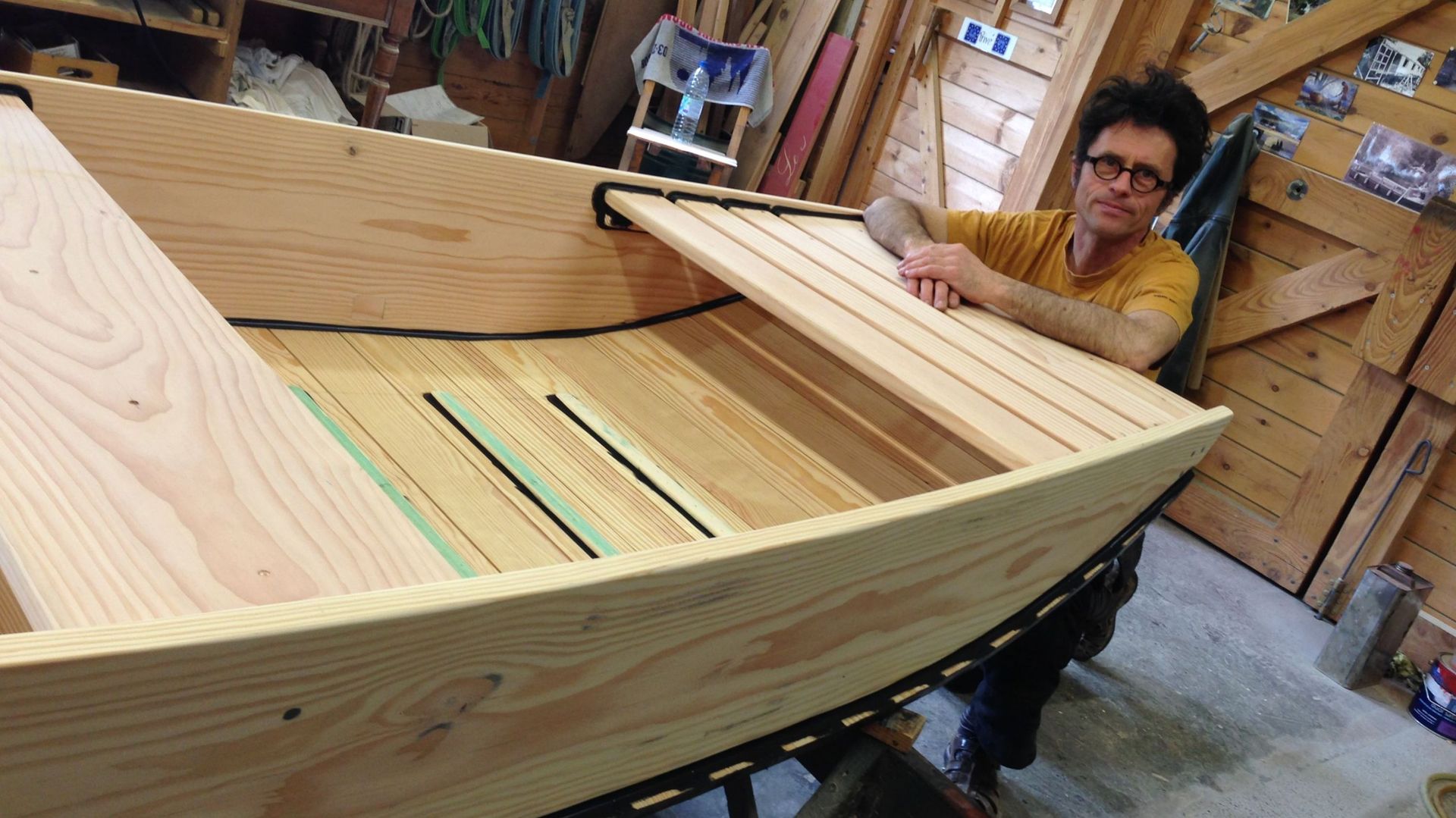 Quentin Halflants est le seul fabriquant de barques en bois de Belgique