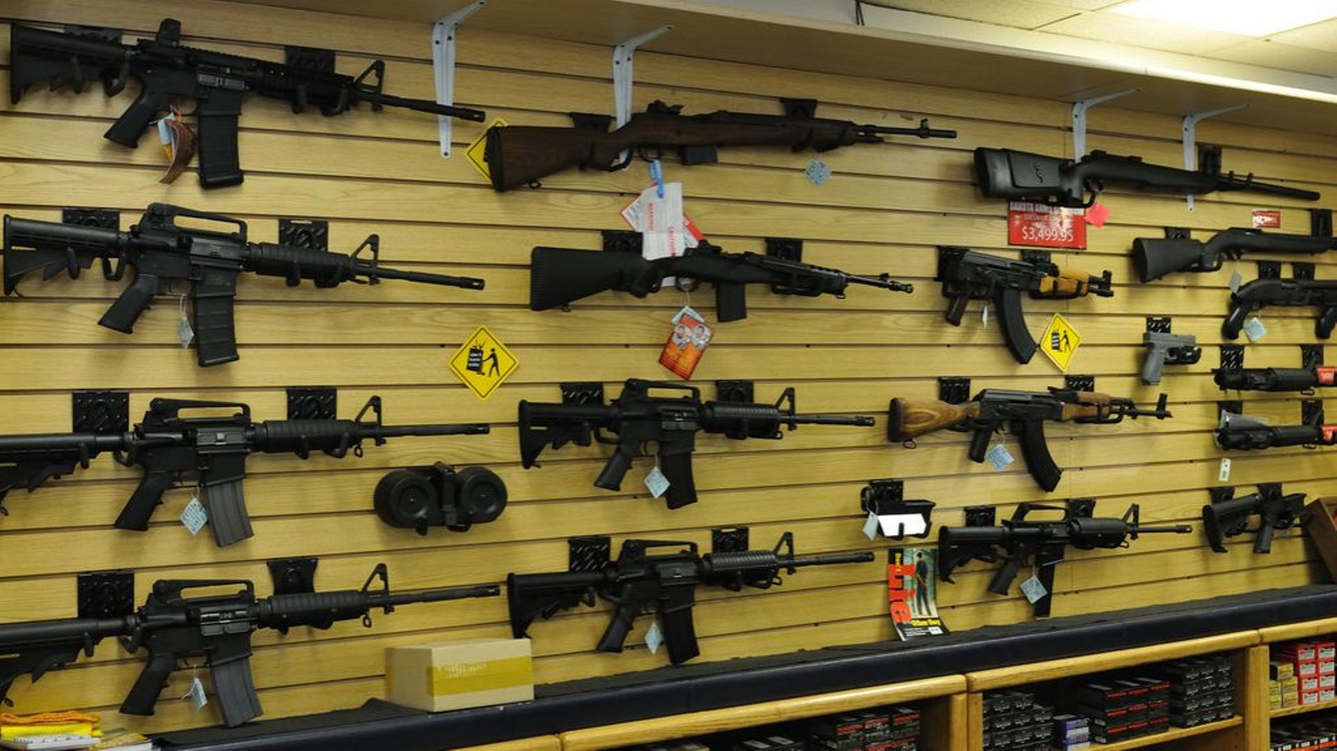 Un magasin d'armes