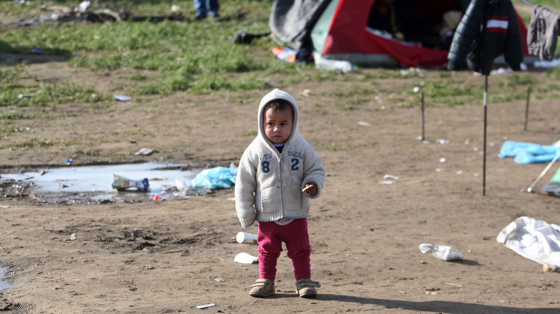"On ne solutionnera pas la crise des réfugiés avec des tentes dans des champs de boue"