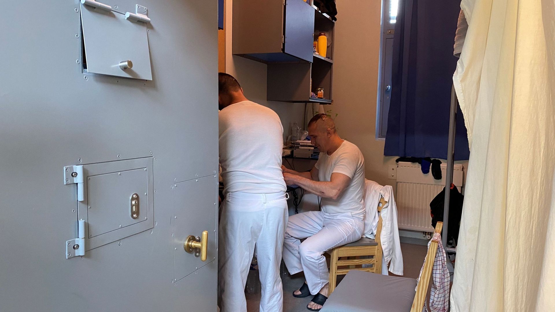 Deux détenus dans leur cellule de la prison de Namur