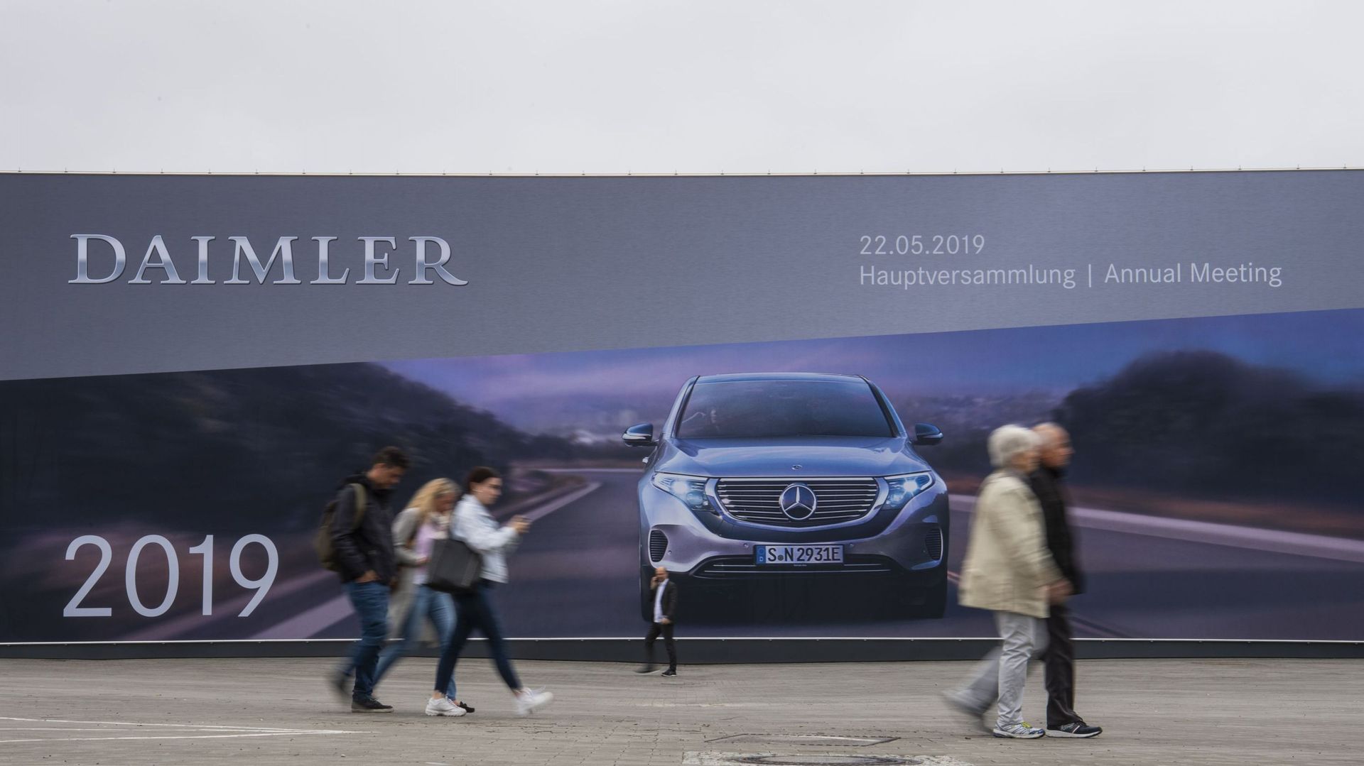 Tricherie antipollution: l'Allemand Daimler condamné à payer 870 millions d'euros d'amende