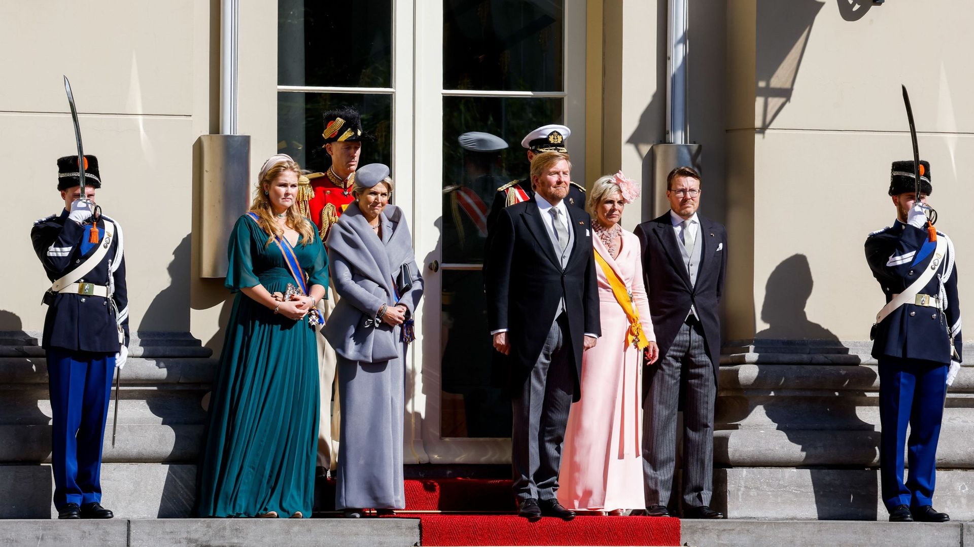 Pourquoi la famille royale des Pays-Bas a été huée ?