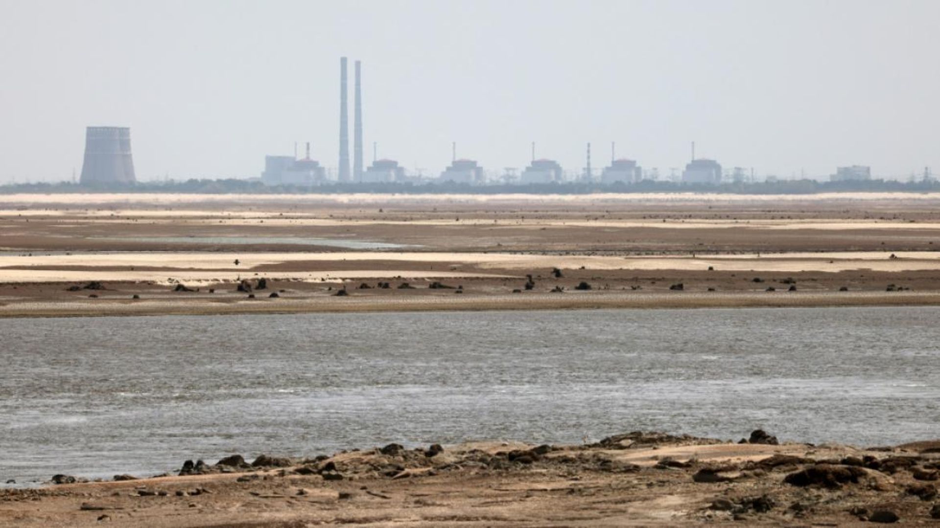 Ukraine : Kiev accuse Moscou d’avoir coupé la centrale nucléaire de Zaporijjia du réseau électrique depuis quatre jours