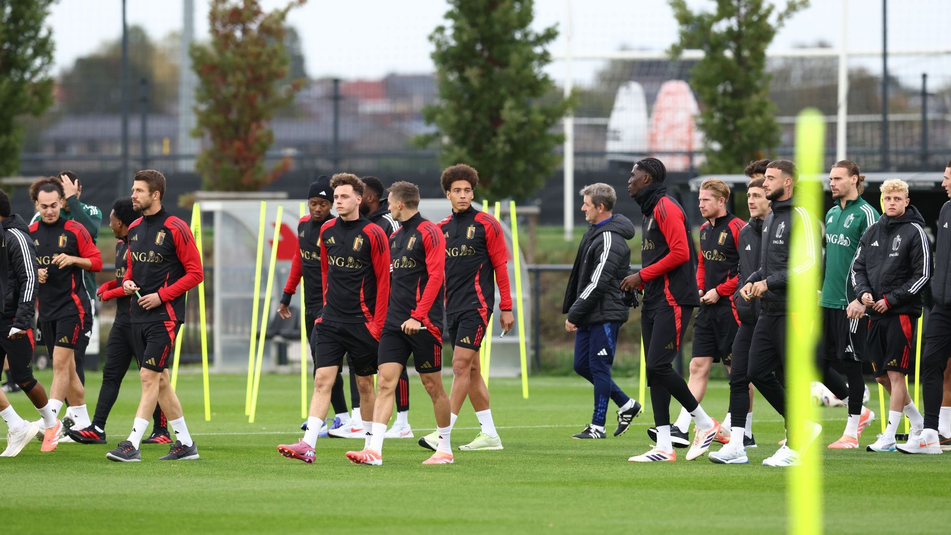 26 Diables Rouges à l'entrainement ouvert au public... avant un rendez-vous capital
