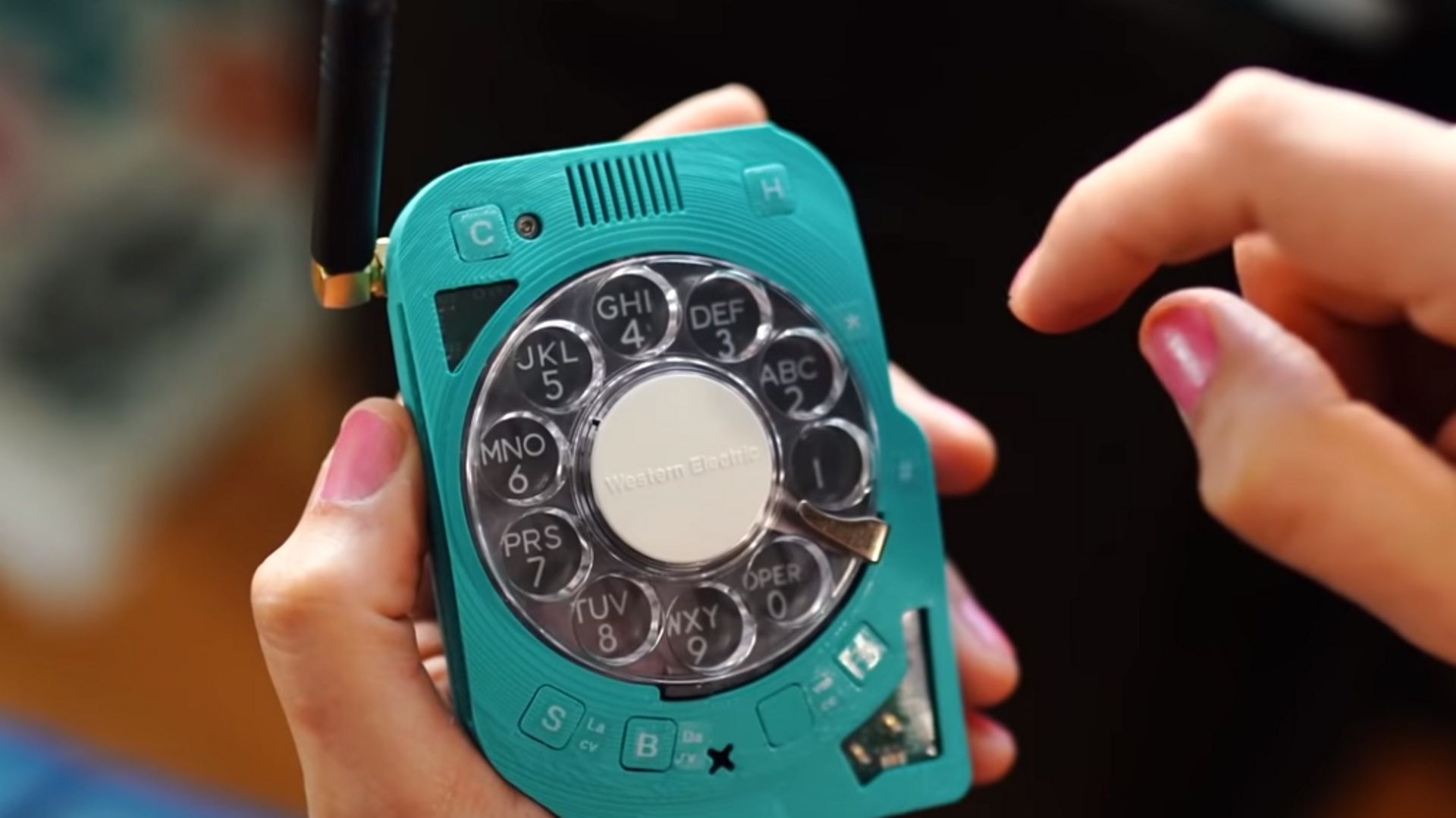 Un New-Yorkaise fabrique un téléphone vintage grâce à une imprimante 3D