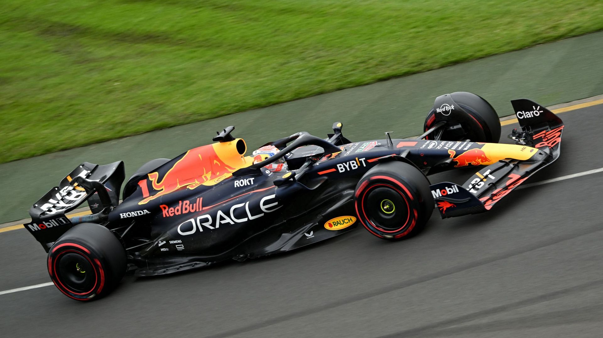 Le Néerlandais Max Verstappen (Red Bull), premier au classement provisoire, durant les qualifications du Grand Prix d'Australie 2023 au Albert Park, Melbourne, 1er avril 2023.