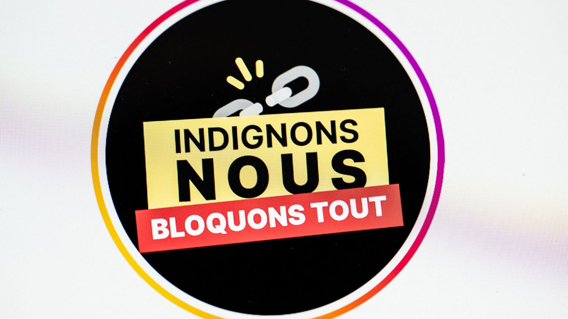 "Bloquons tout" : qui se trouve derrière ce mouvement qui s’oppose aux politiques budgétaires en France ?