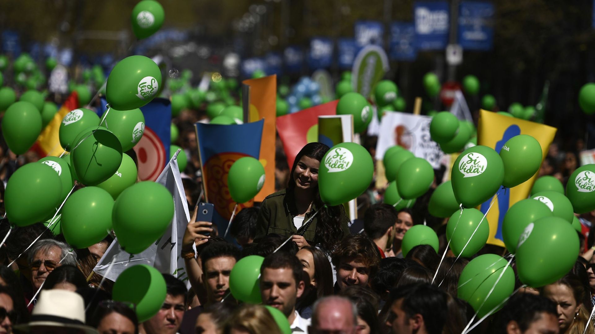 Des milliers d'Espagnols défilent à Madrid contre l'avortement