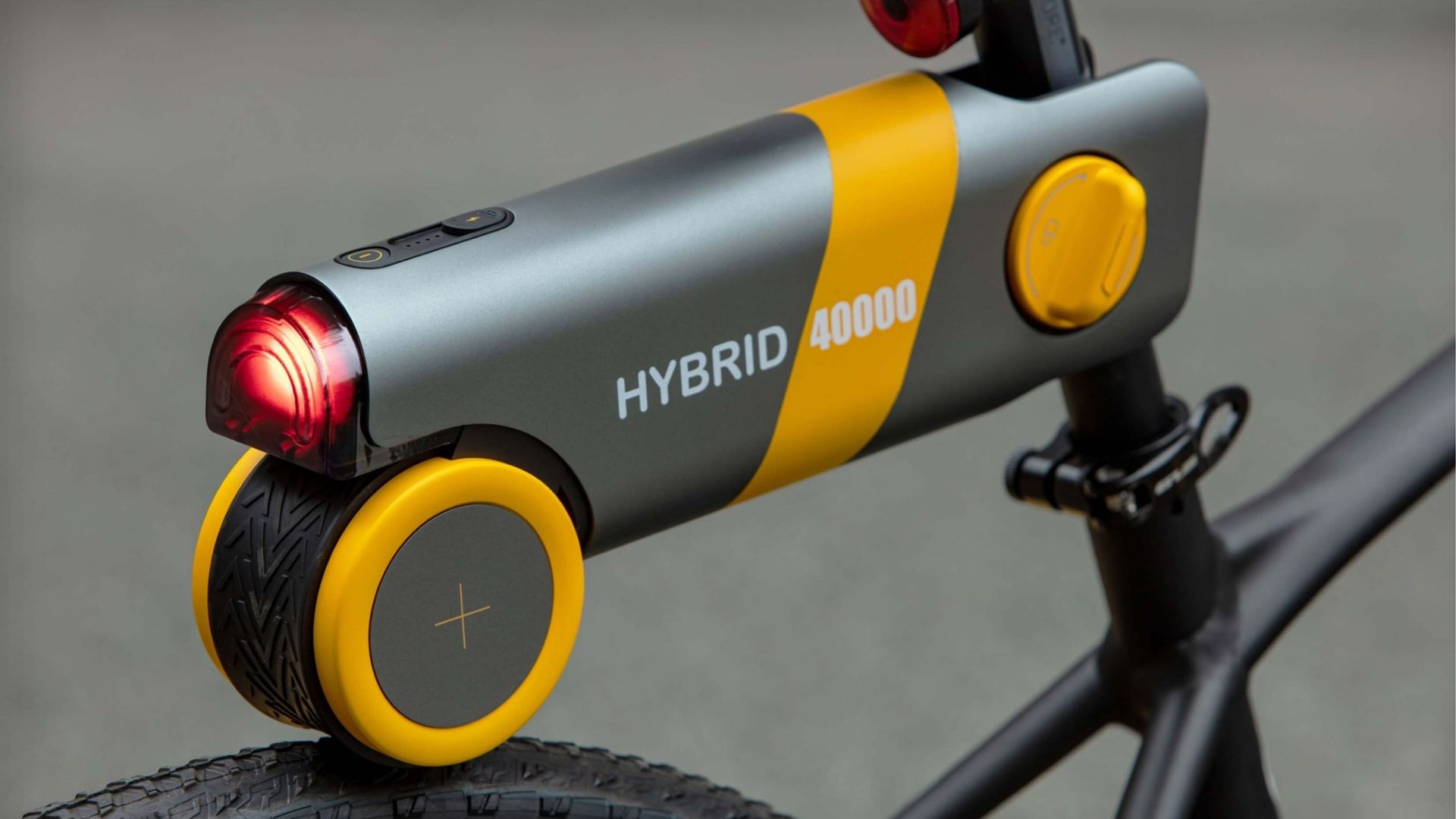Ce petit accessoire convertit votre vélo à l’électrique.