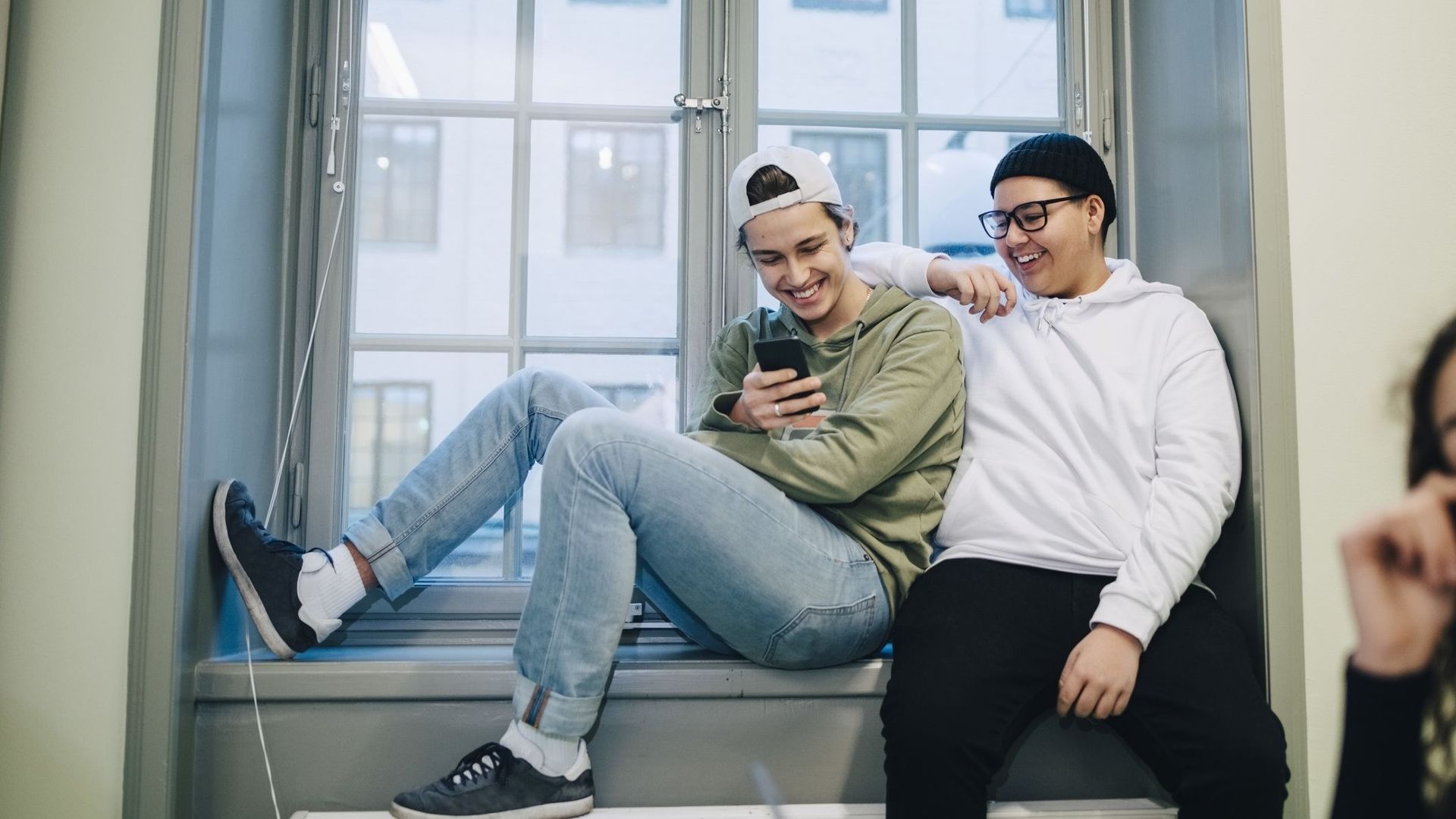 Rester proches de leurs amis, être créatifs, se sentir soutenus... Pourquoi les 13-17 ans sont sur les réseaux sociaux ?