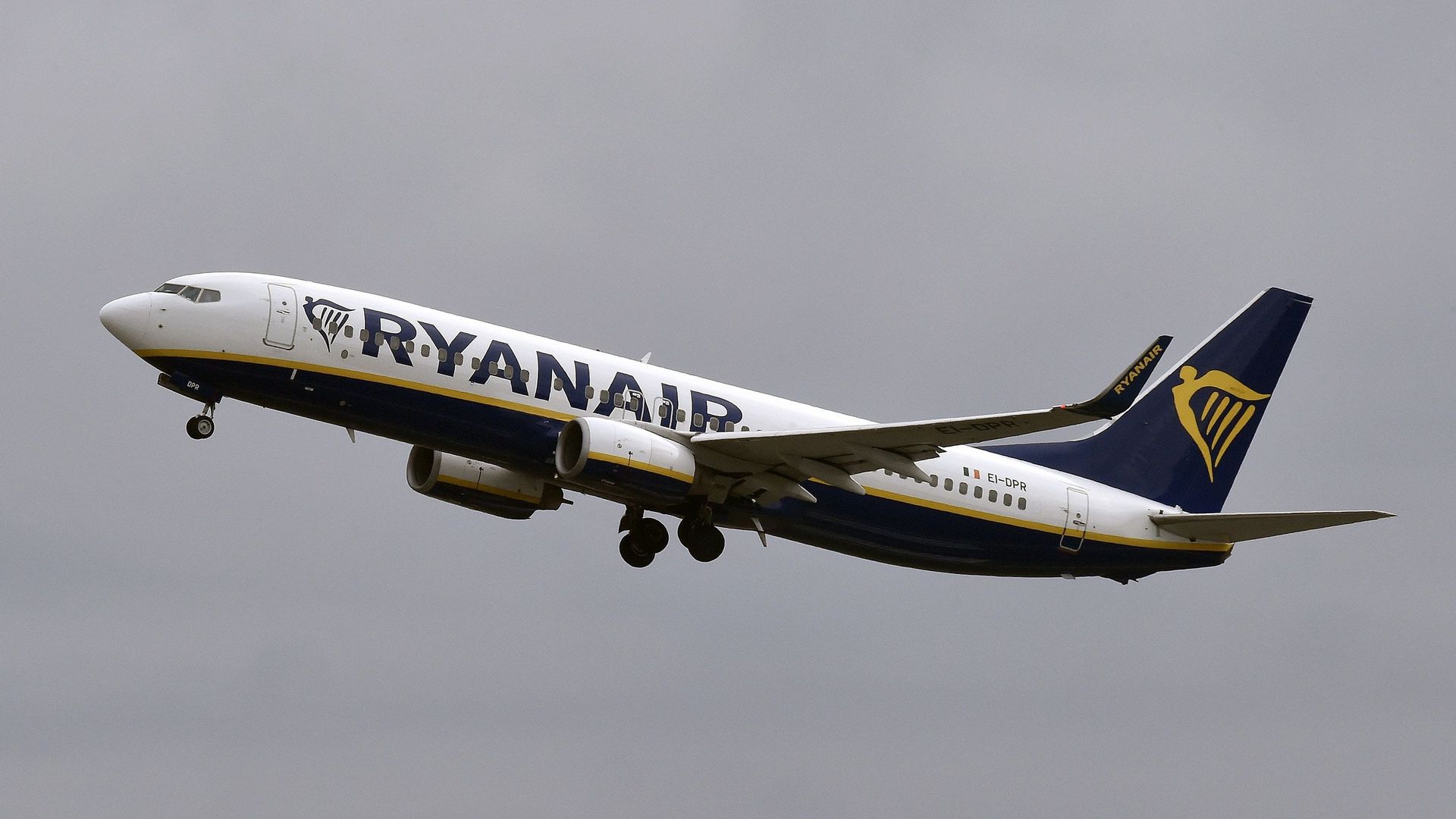 Déconfinement : Ryanair reprend 40% des vols en juillet sans distanciation sociale.