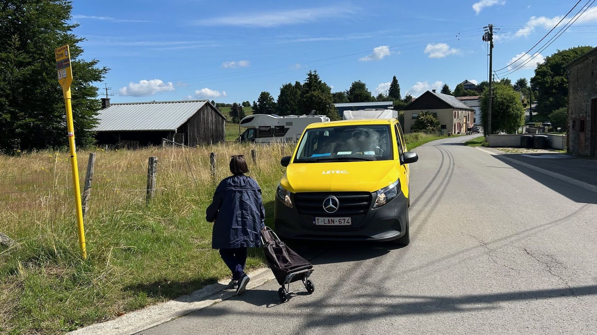 Fin du FlexiTec, les bus à la demande, dans huit communes rurales de Namur et du Luxembourg