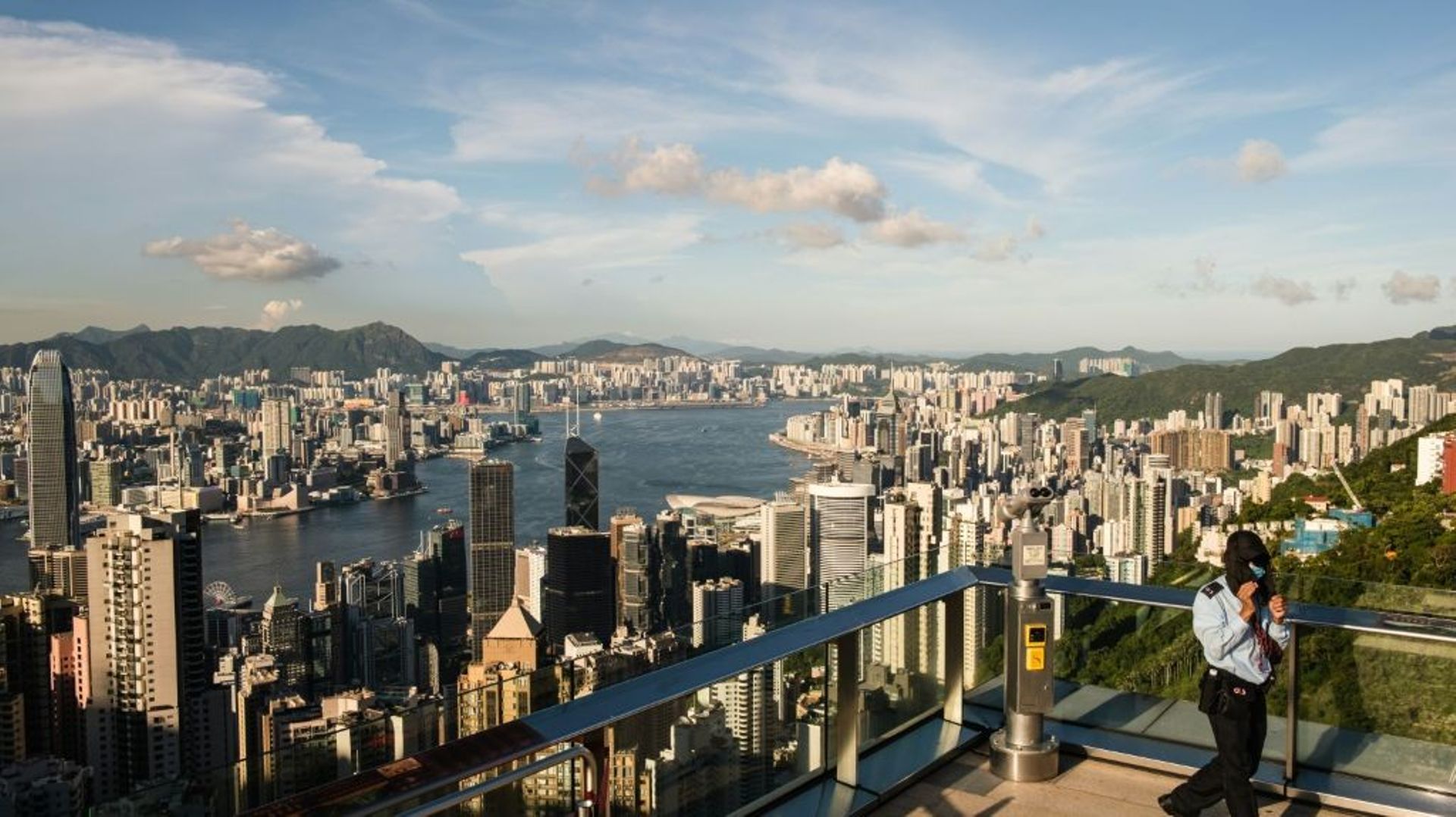 Vue de Hong Kong depuis Victoria Peak le 28 juillet 2020
