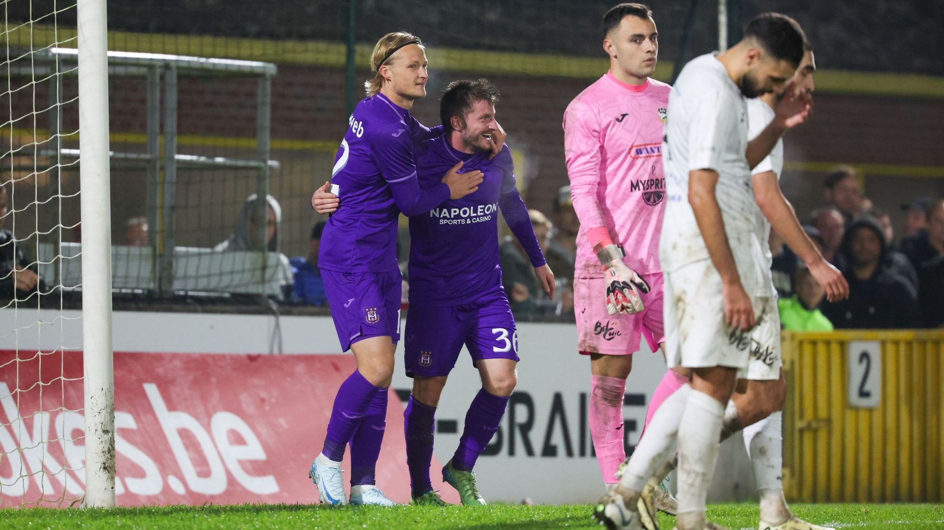 Anderlecht dismisses Tubize-Braine thanks to a hat-trick from Dolberg and reaches the round of 16 of the Belgian Cup