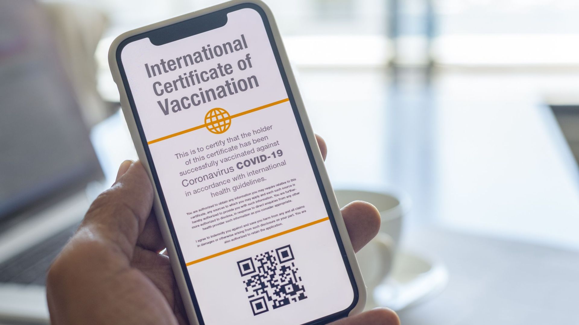 Image créative montrant un certificat numérique qui indique que le titulaire a été vacciné contre le Coronavirus / Covid-19.
