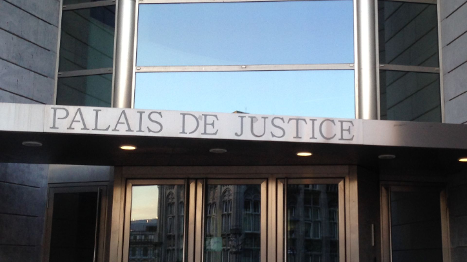 Liège: six ans de prison contre l'auteur d'une tentative de meurtre homophobe (photo: Palais de Justice de Liège)