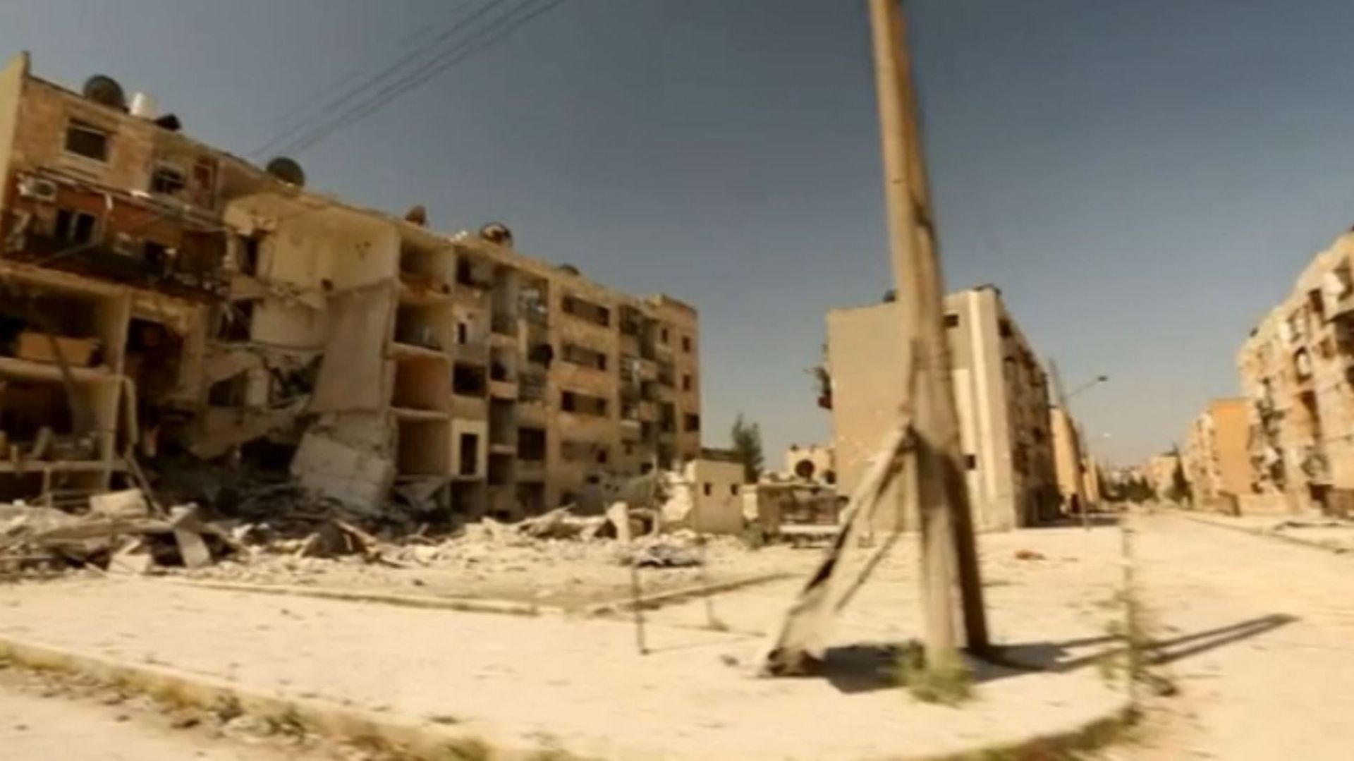 Images du sujet tourné par les journalistes de la BBC à Alep