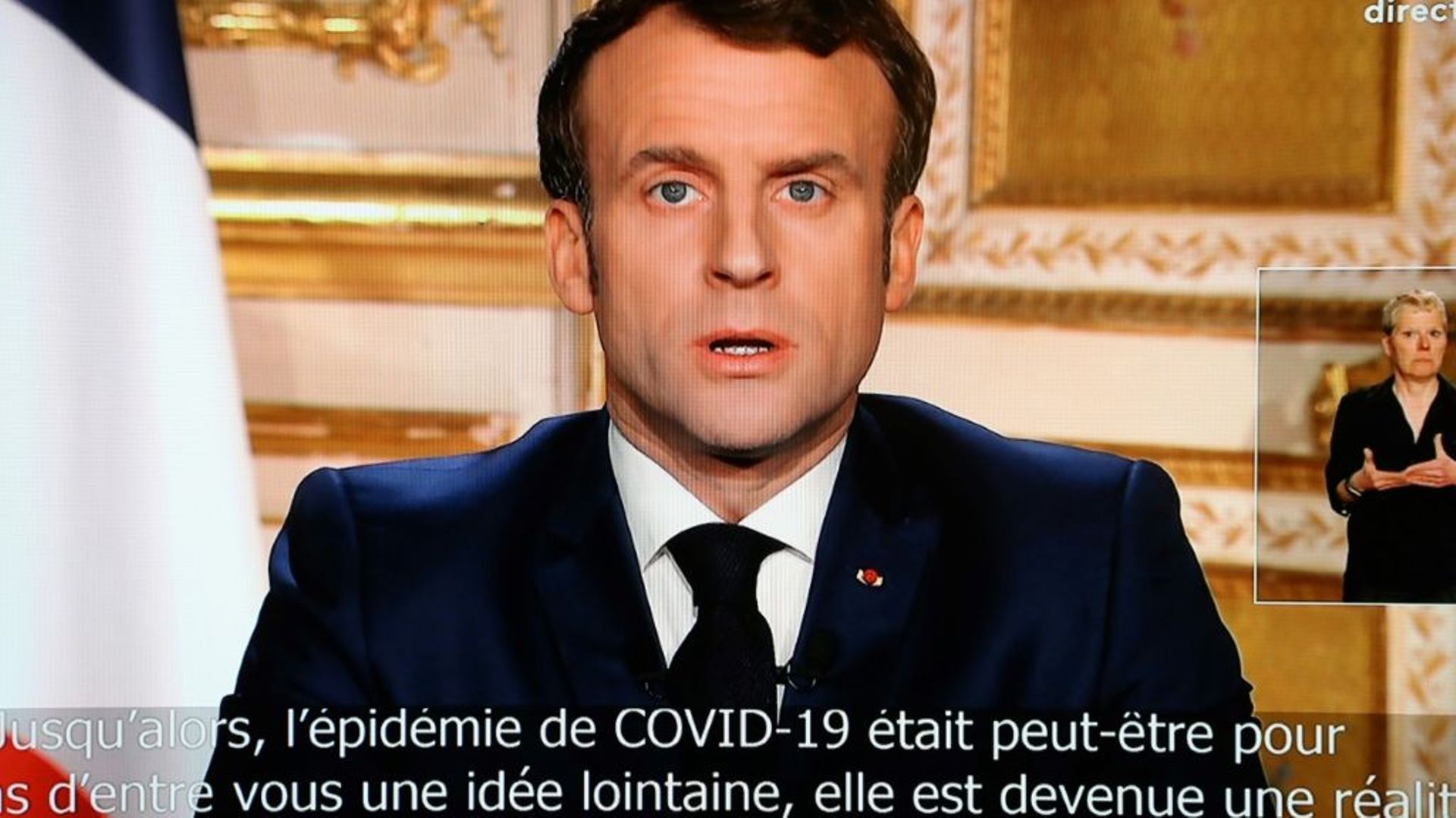 Emmanuel Macron s'exprime depuis l'Elysée sur les mesures prises pour freiner l'épidémie de coronavirus, le 16 mars 2020