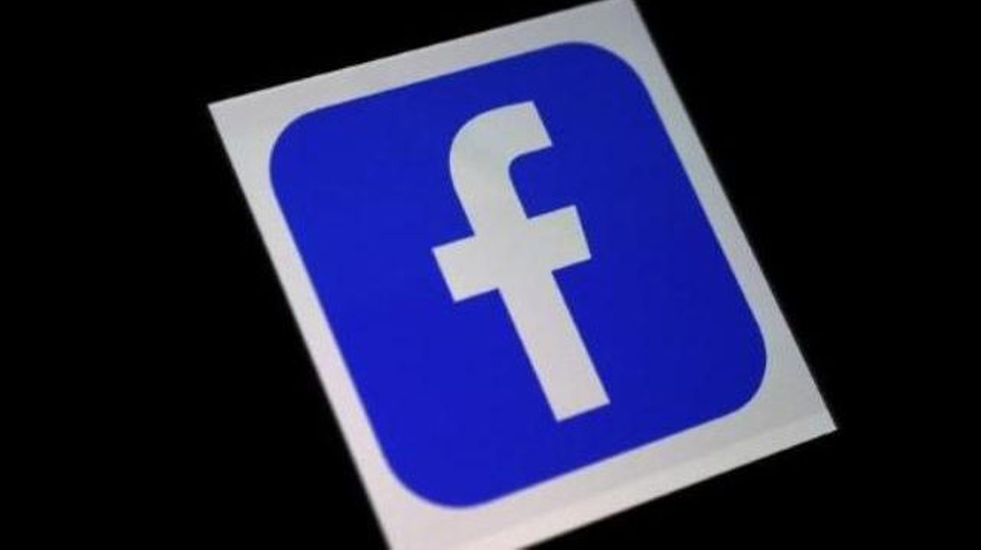 Facebook interdit les contenus négationnistes