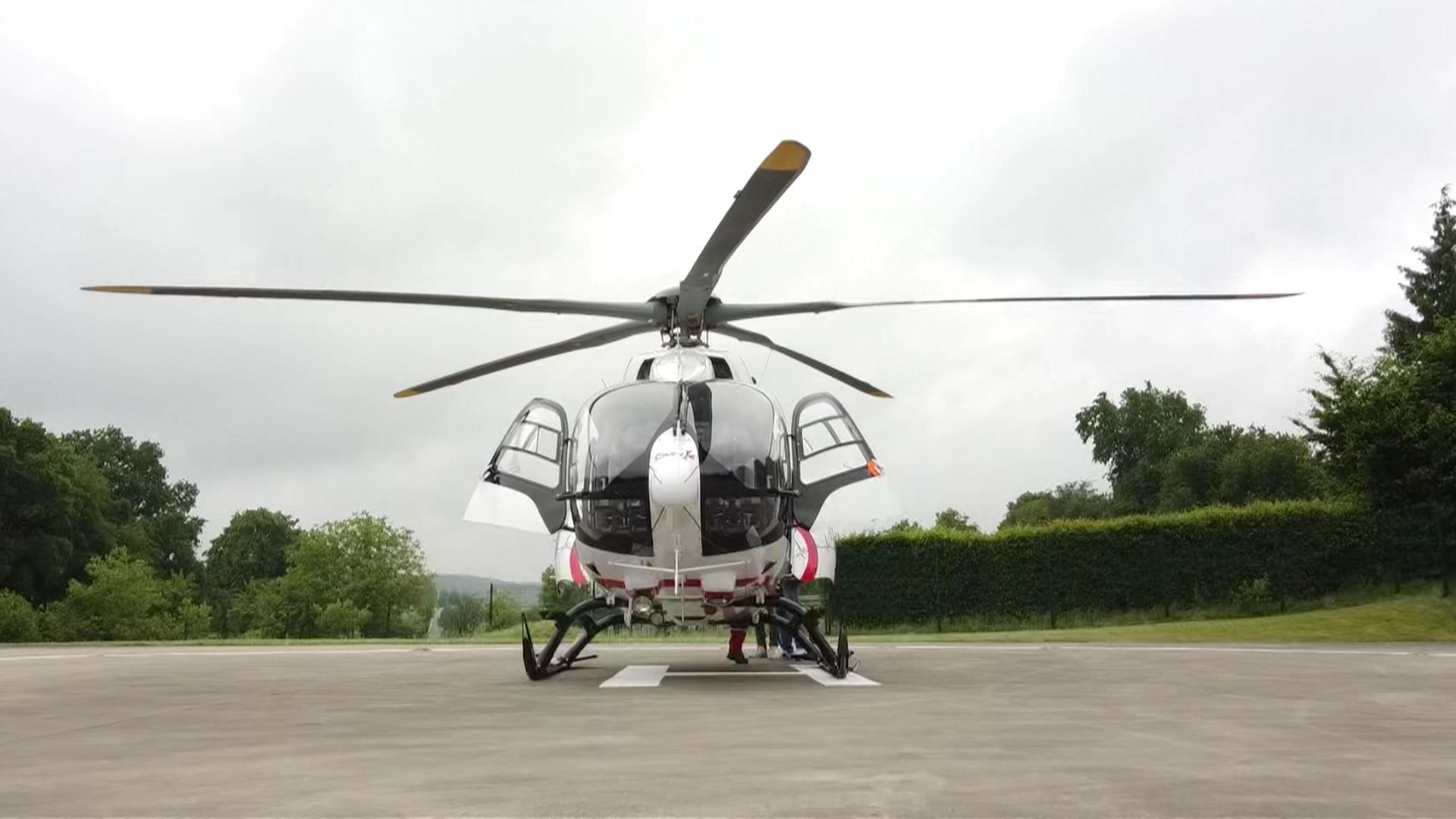 Un hélico flambant neuf et unique en Europe pour le centre médical héliporté de Bra-sur-Lienne