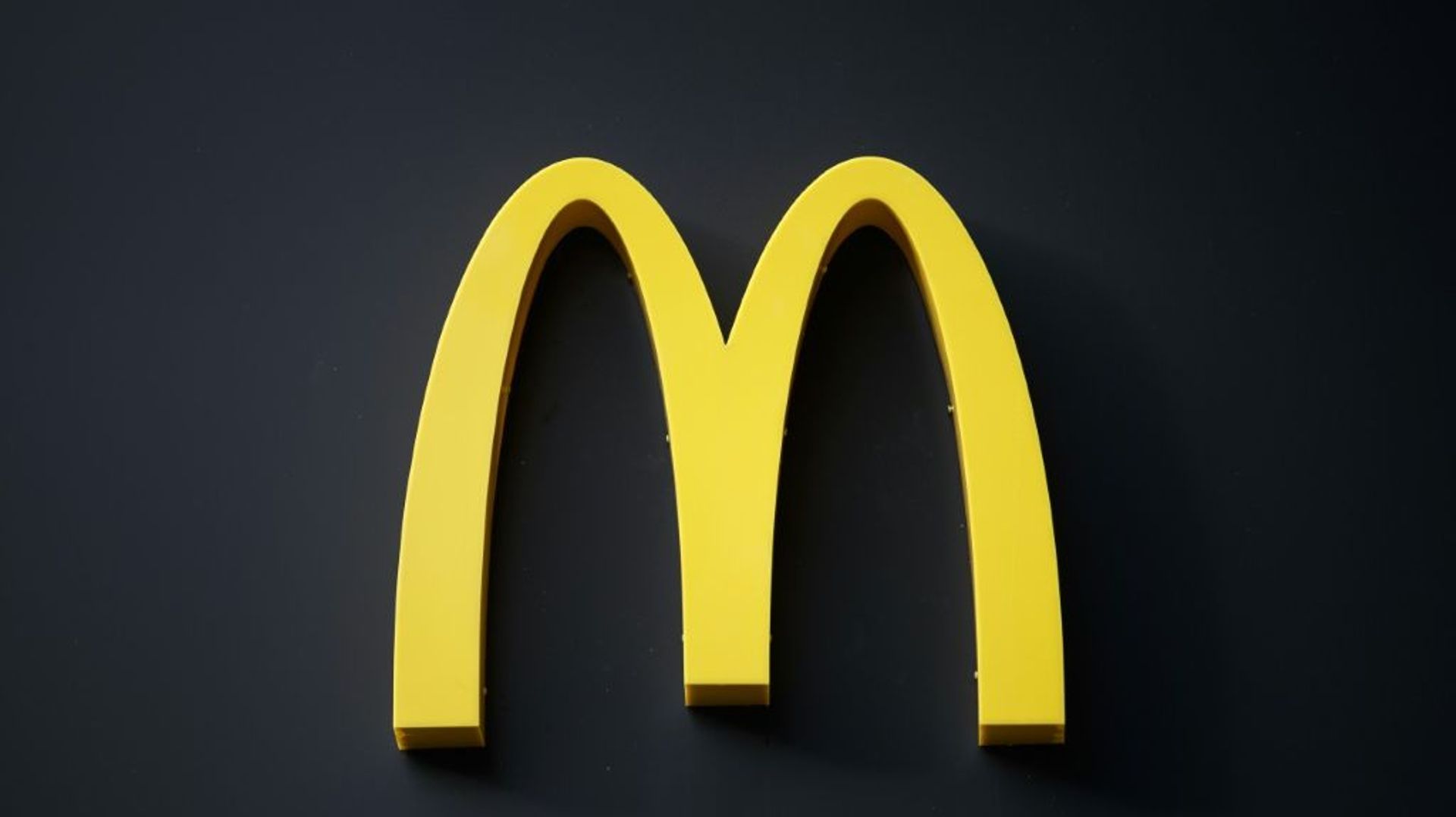 Le géant de la restauration rapide McDonald’s a accepté de payer plus d’un milliard d’euros d’amende en France pour éviter des poursuites pénales pour fraude fiscale, dans le cadre d’un accord avec le parquet national financier