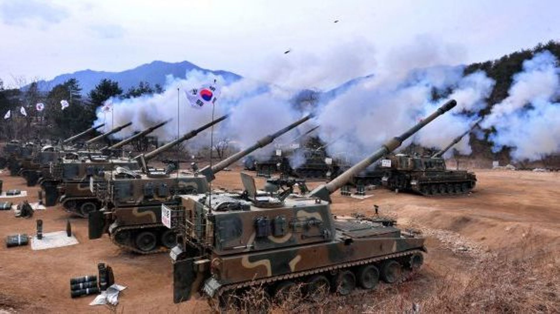 Corée du sud: l'armée manœuvre près de la frontière avec le nord - RTBF