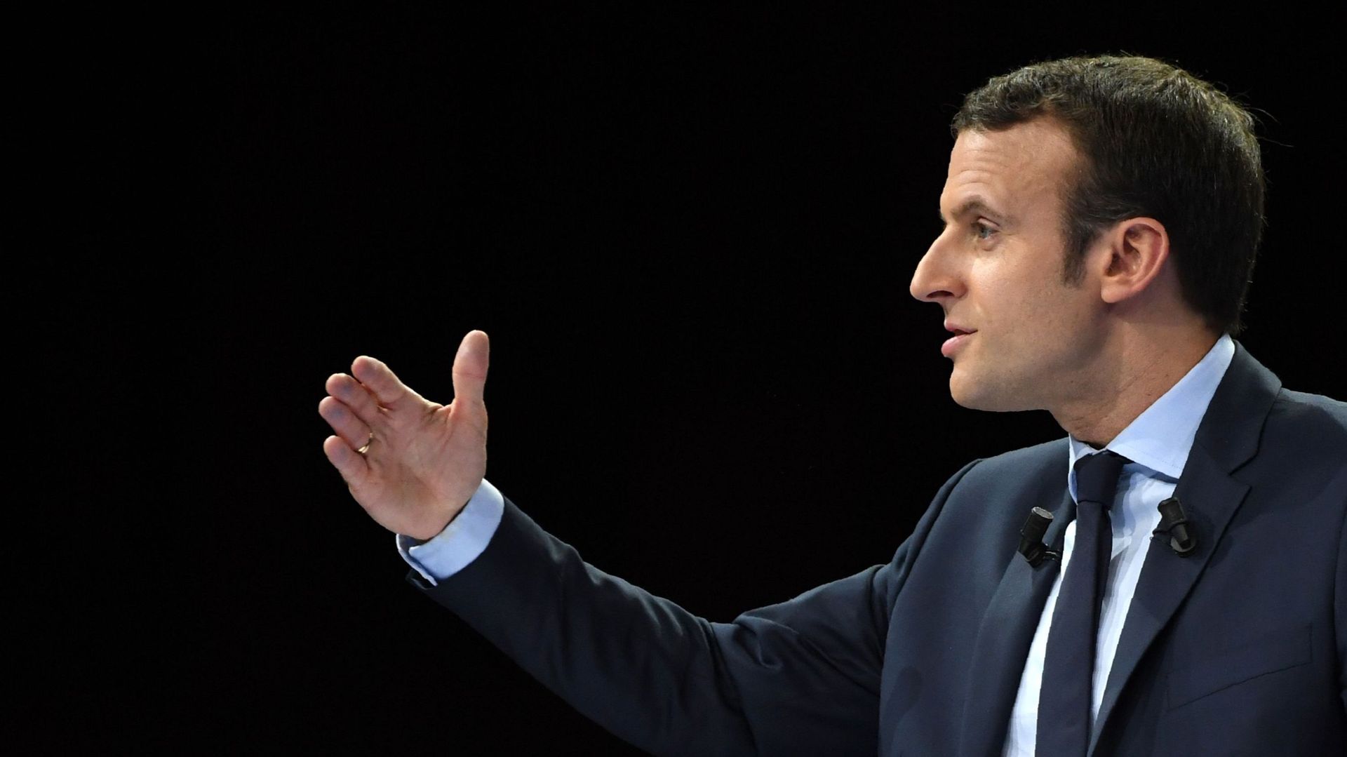 France: premier grand meeting de Macron, candidat à la présidentielle
