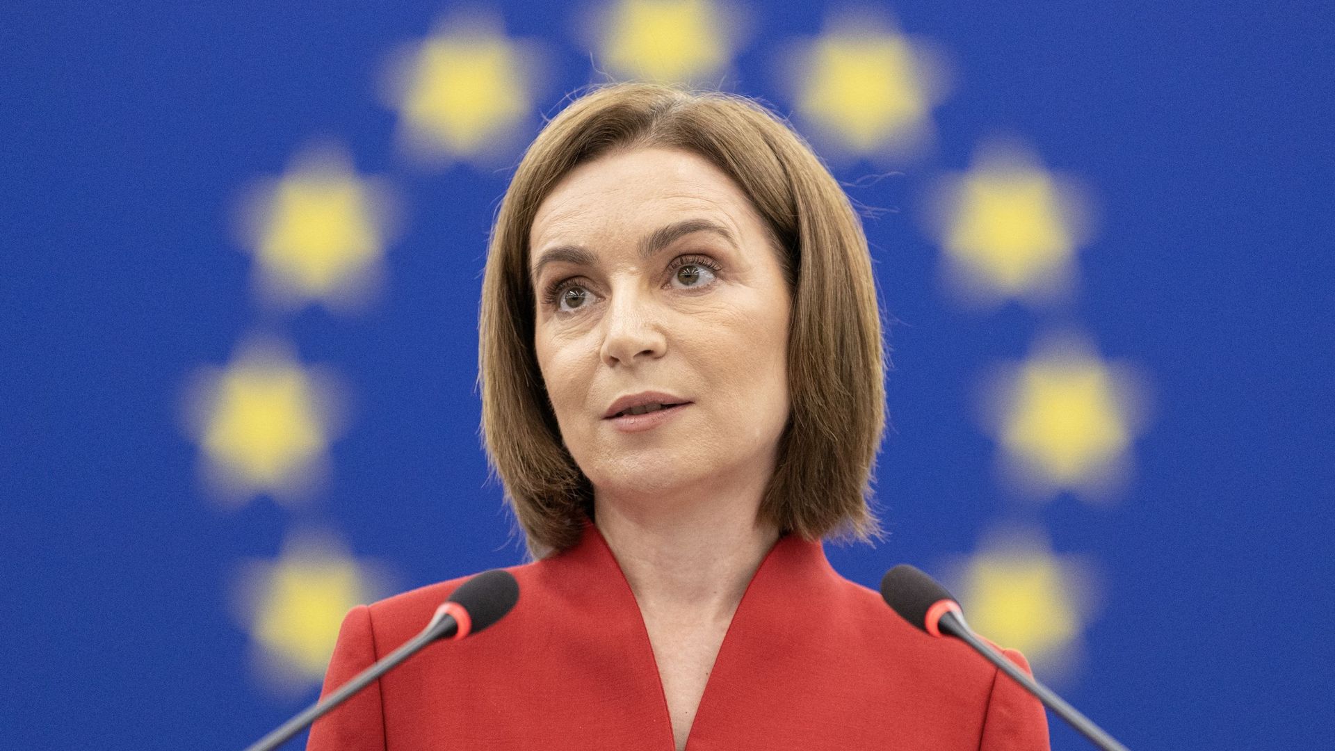 Les élections en Moldavie et les attaques hybrides, "premier test majeur de la confrontation entre la Russie et l’Europe"
