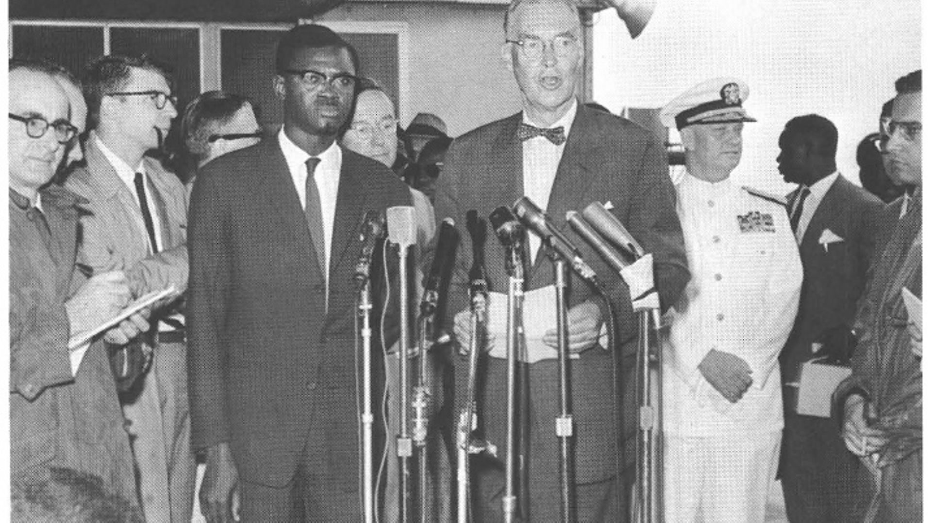 Le Premier ministre Lumumba accueilli par le secrétaire d'Etat des Etats-Unis, le 24 juillet 1960.