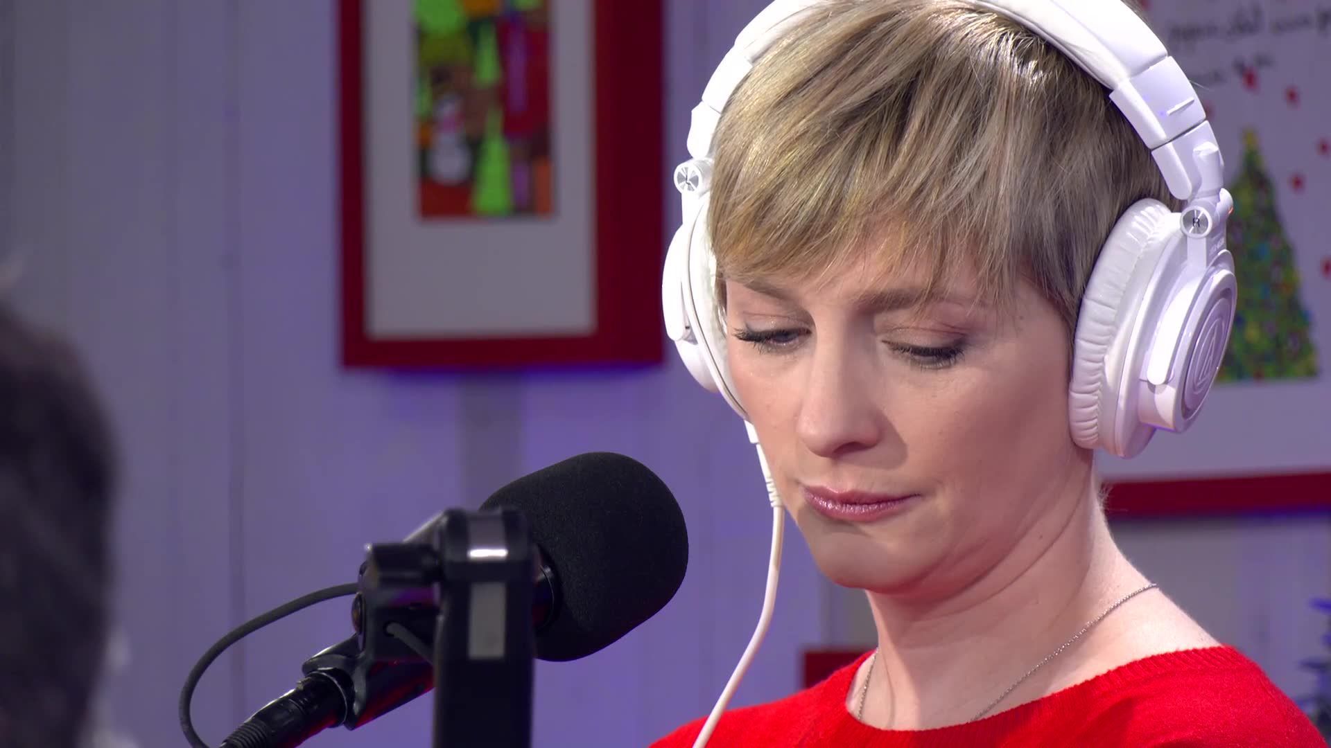 "Seule une maman peut comprendre ça" : Fanny Jandrain craque face au témoignage de parents séparés de leur bébé