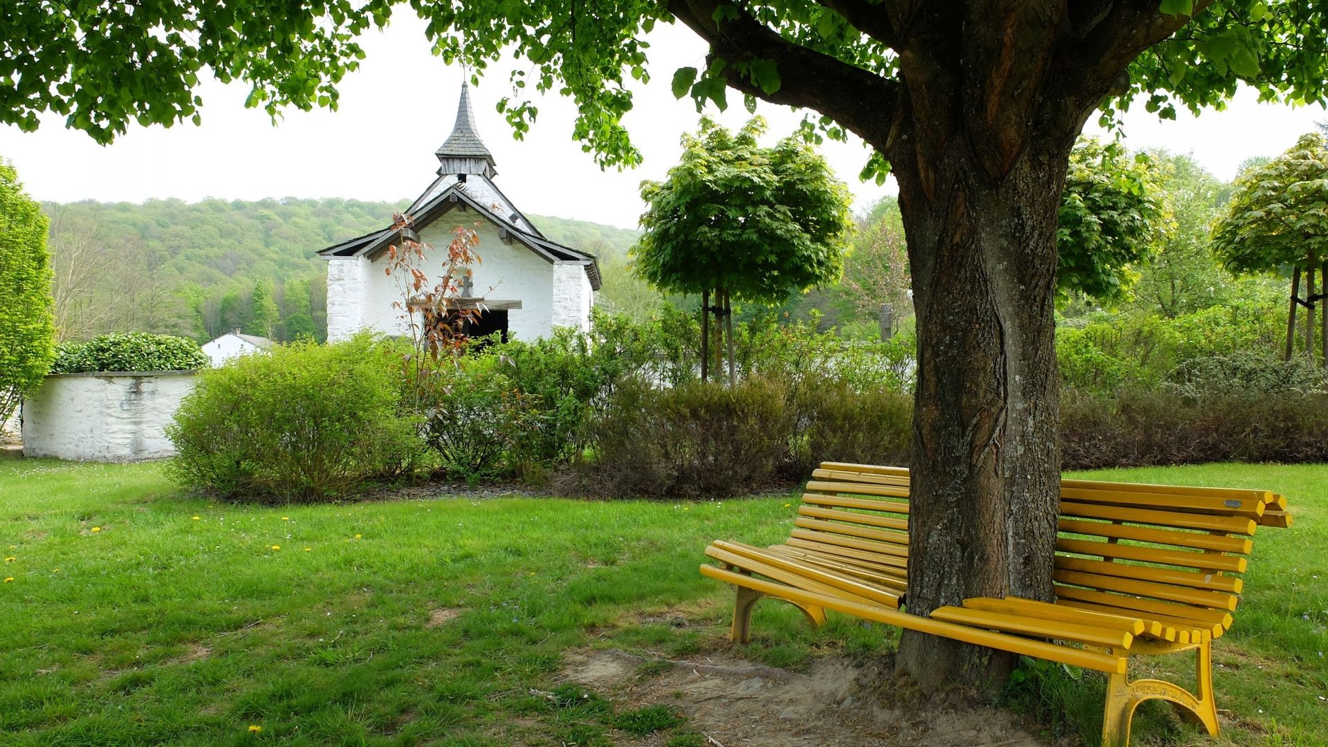 Tourisme : Le Fourneau Saint Michel près de Saint-Hubert, un village unique en son genre