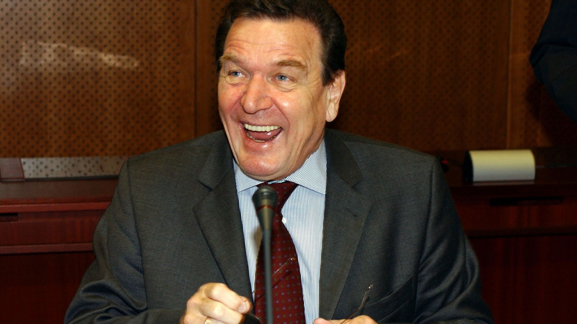 Gerhard Schröder, ex-chancelier.