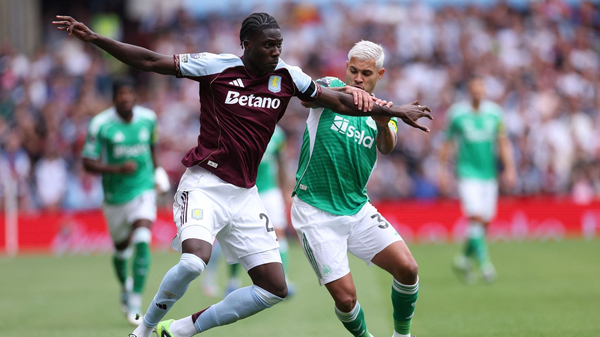 Amadou Onana retrouve du temps de jeu après un mois et demi, Fofana marque avec Lyon