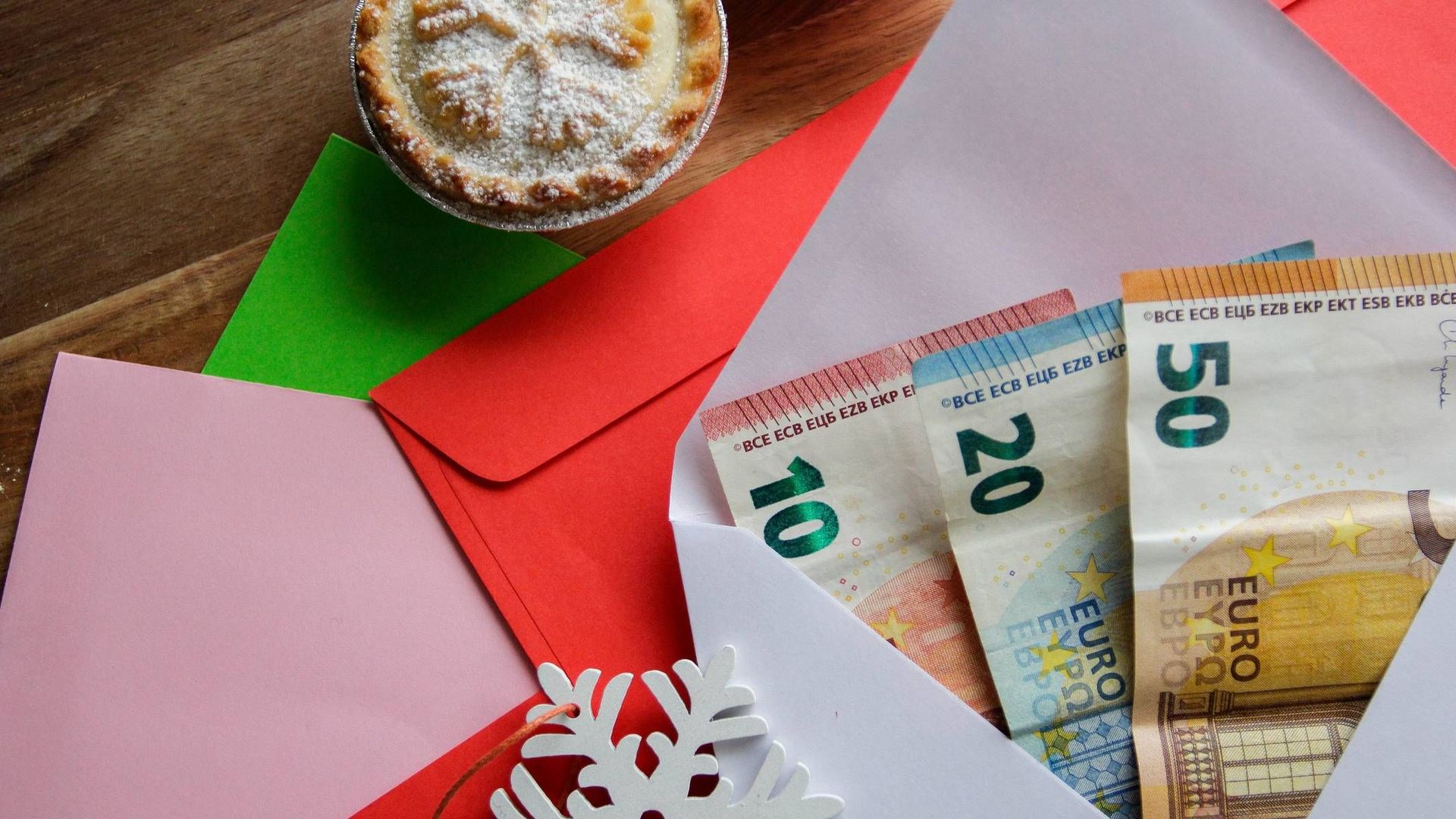 Pourquoi il faut éviter d'offrir de l'argent à Noël ? 