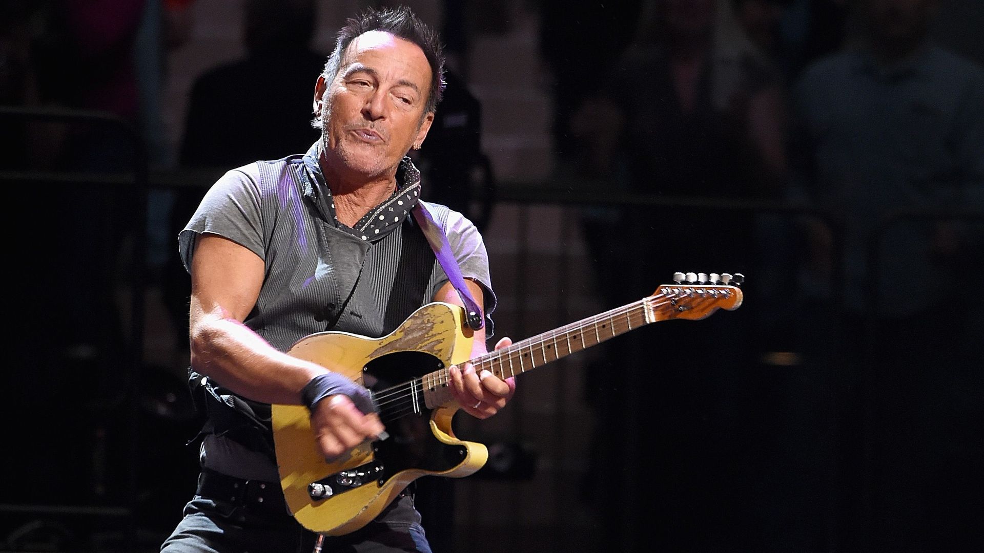 bruce-springsteen-va-accompagner-son-autobiographie-de-chansons